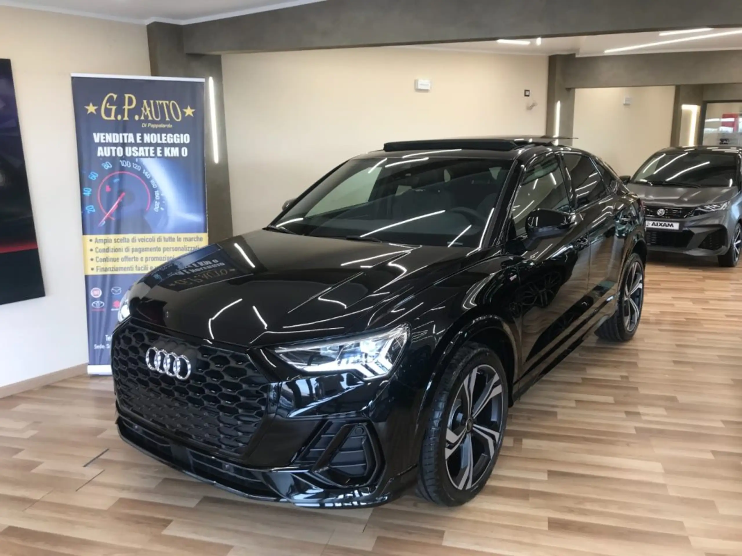 Audi - Q3