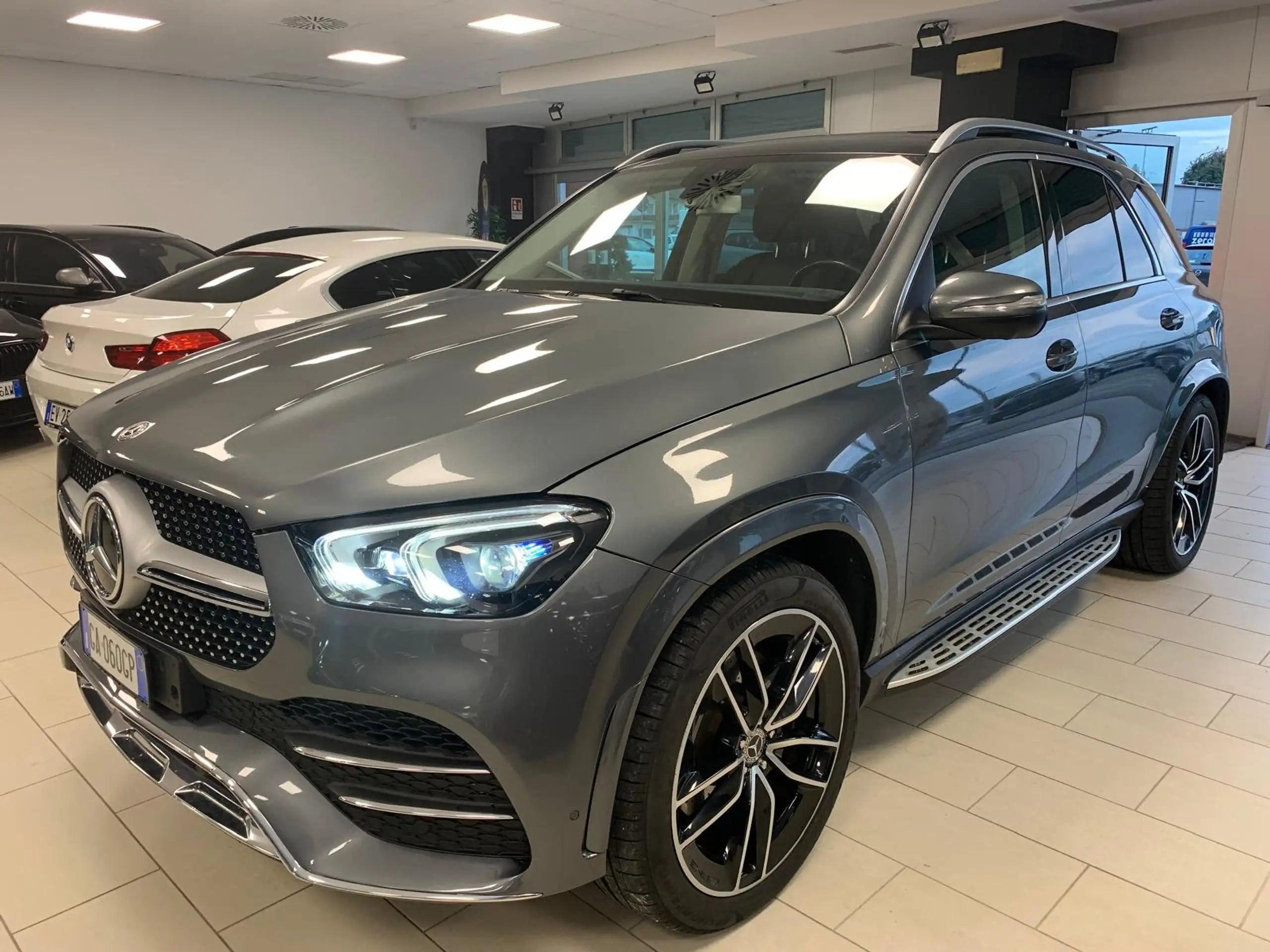 Mercedes-Benz - GLE 350