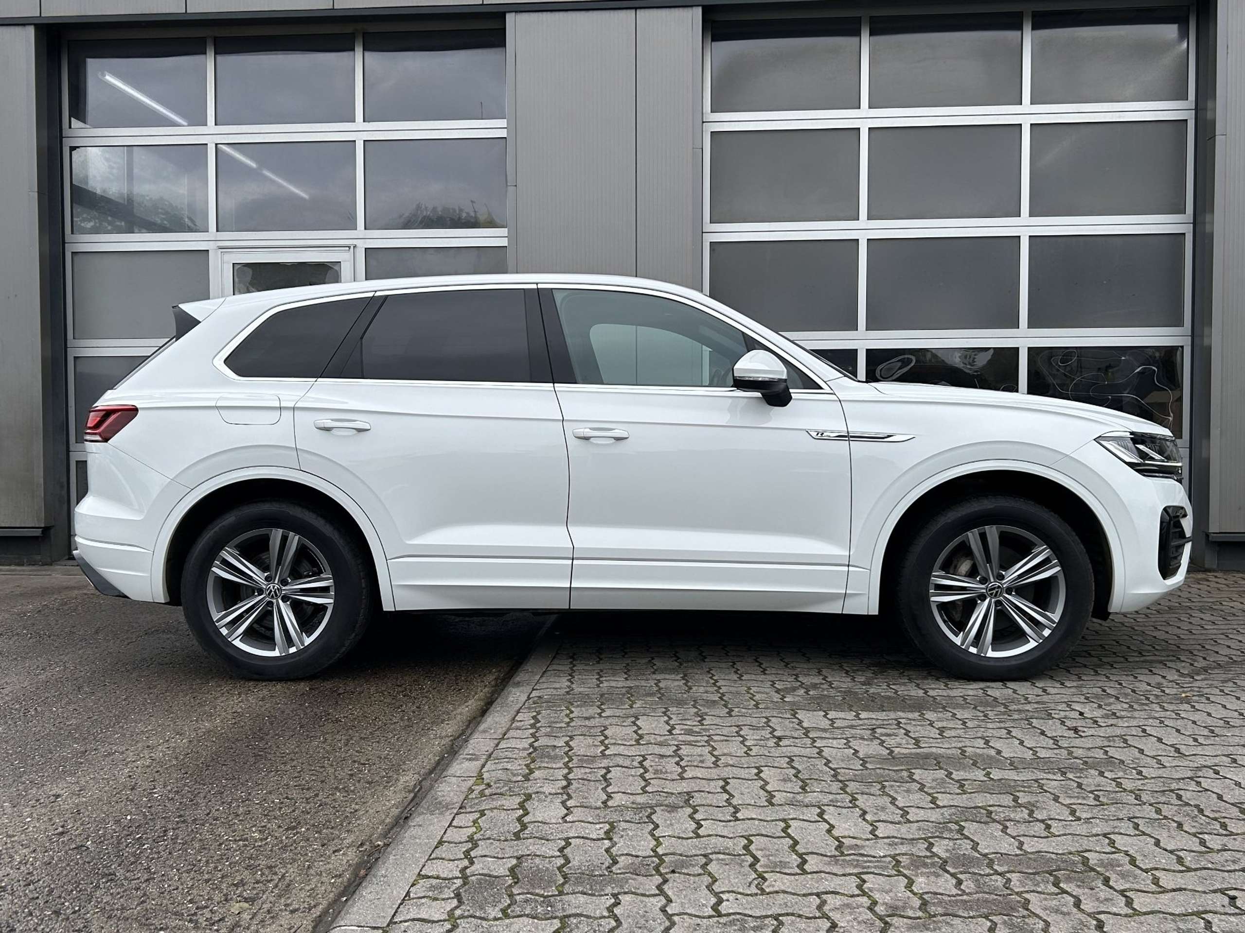 Volkswagen - Touareg