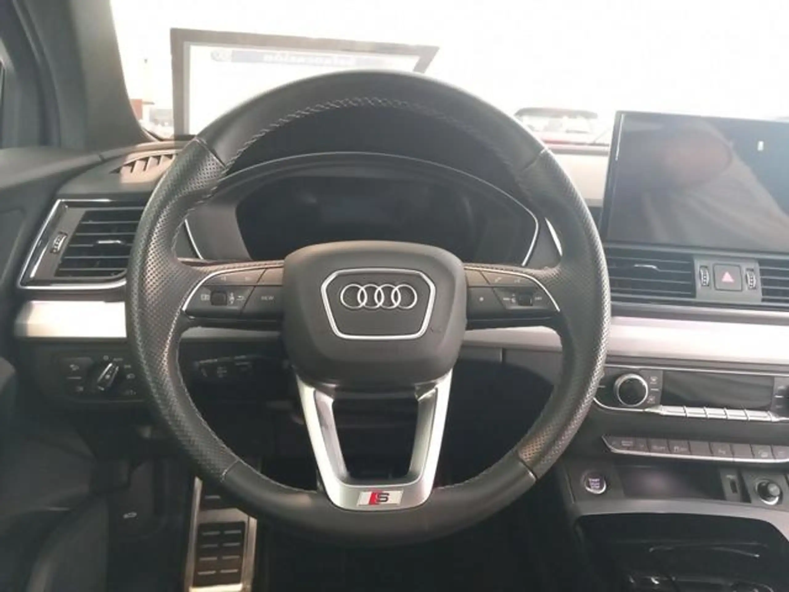 Audi - Q5