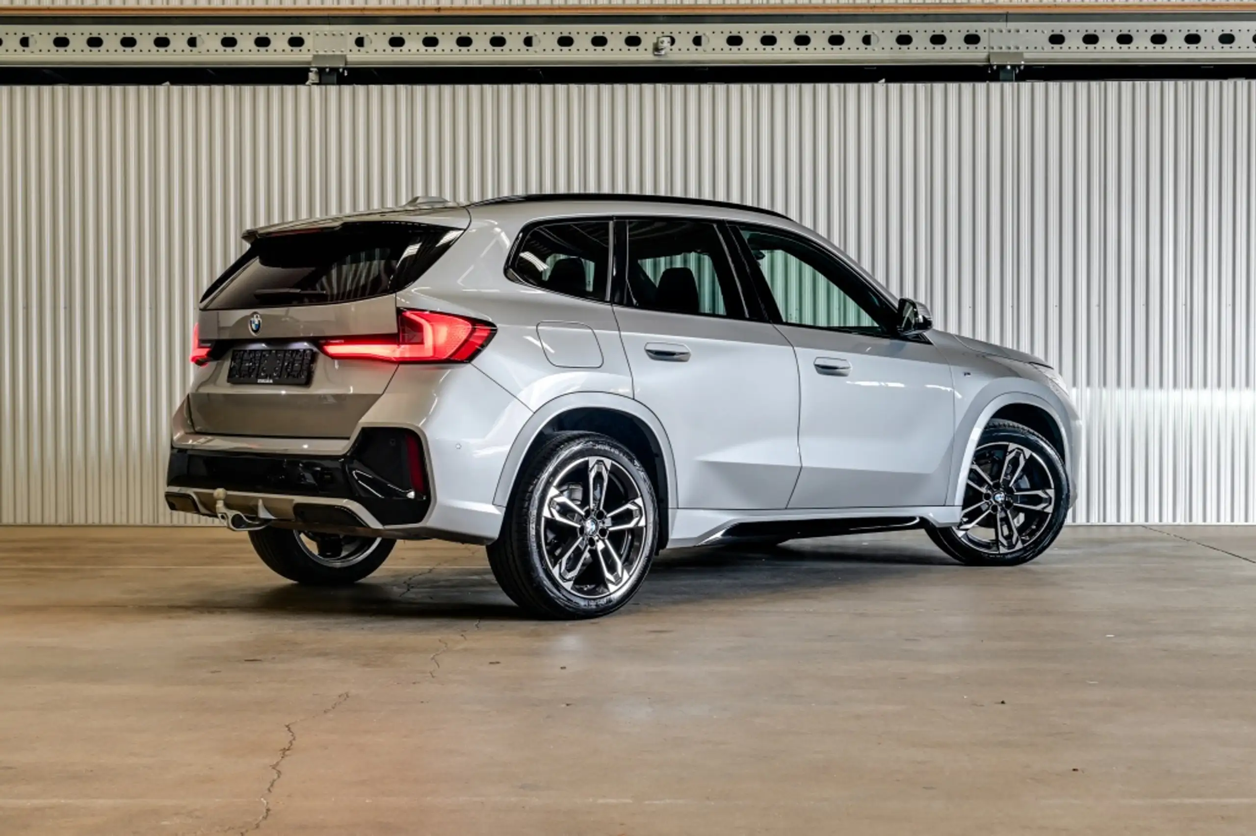 BMW - X1