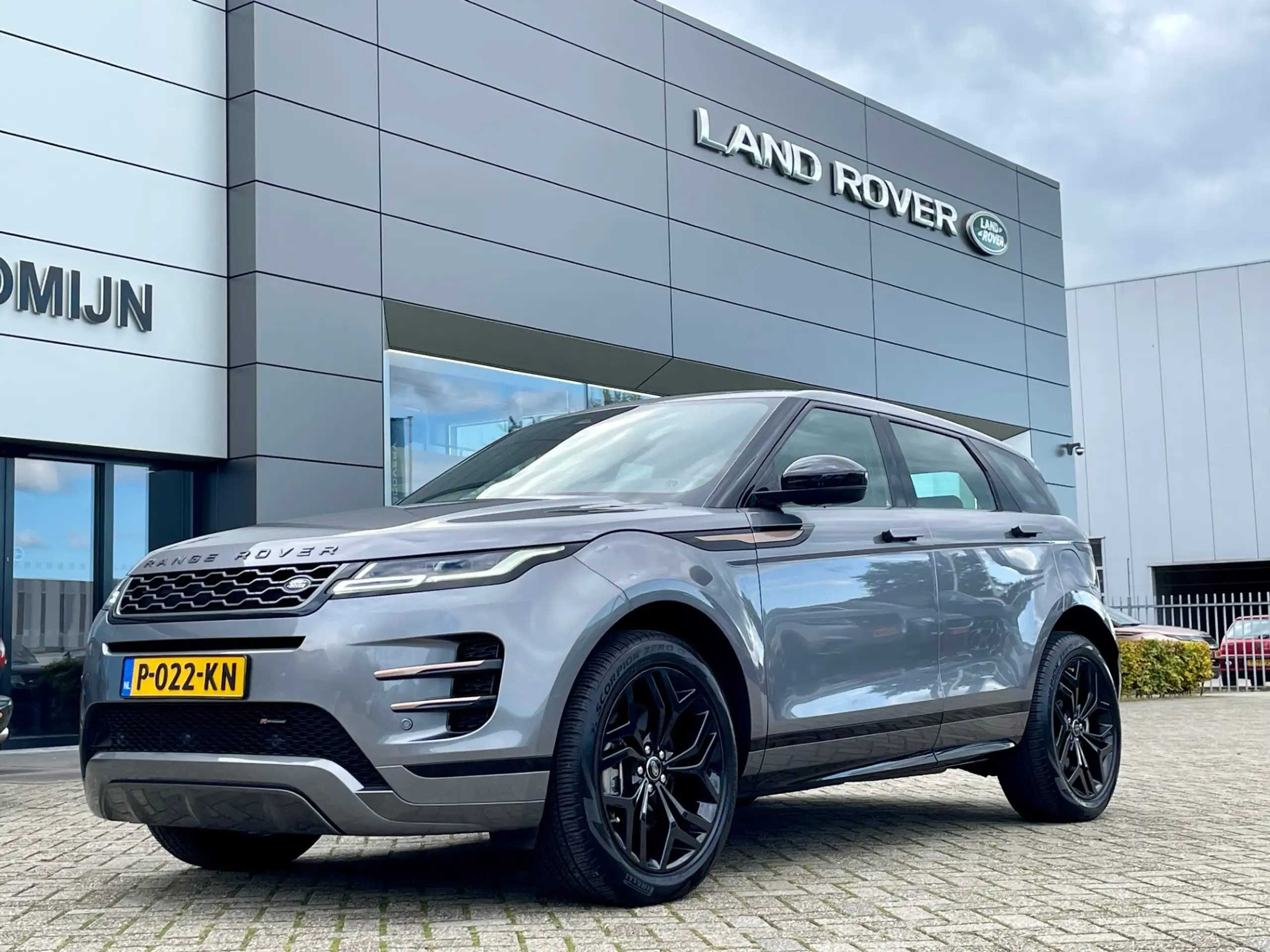 Land Rover - Range Rover Evoque