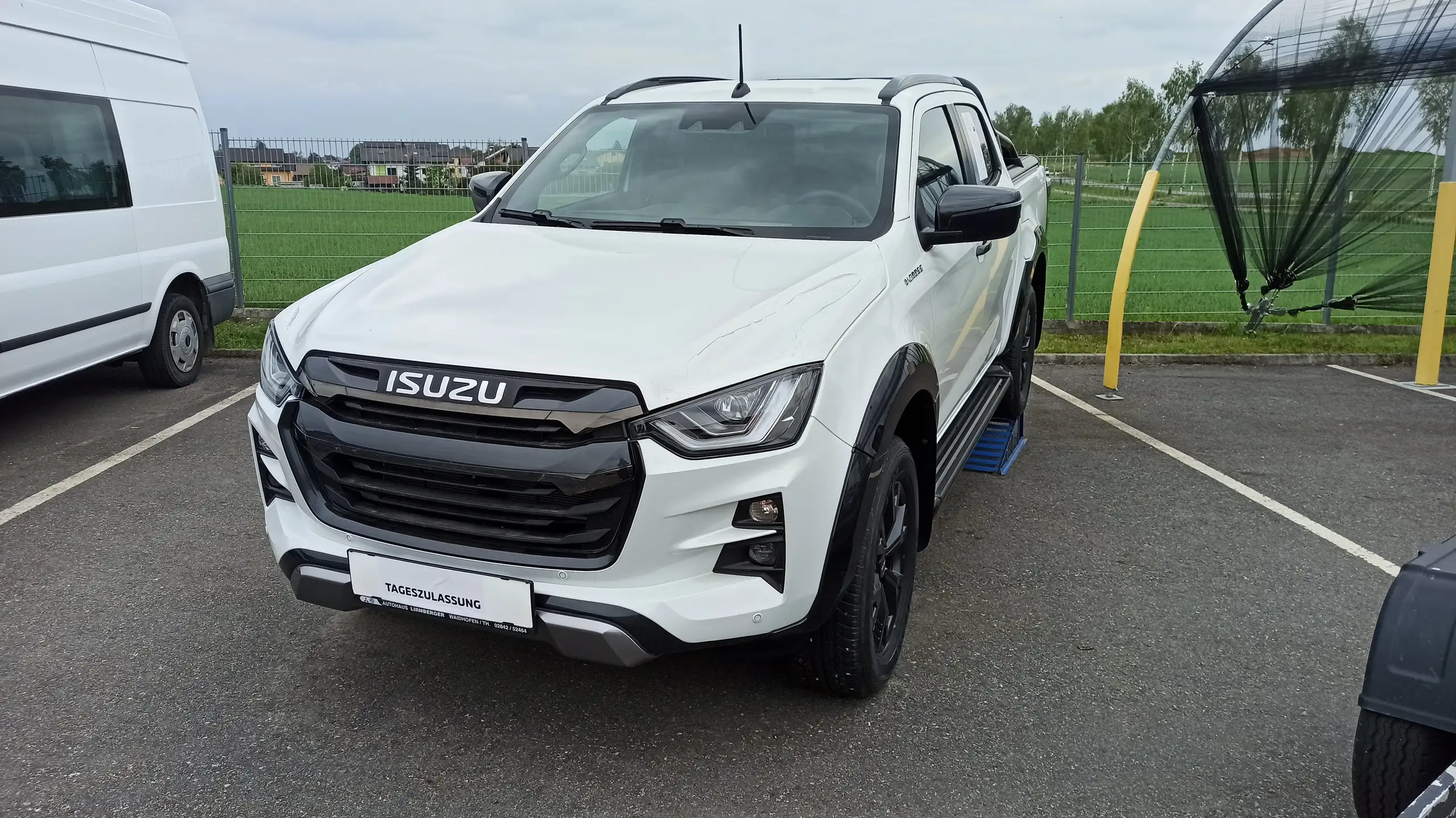 Isuzu - D-Max