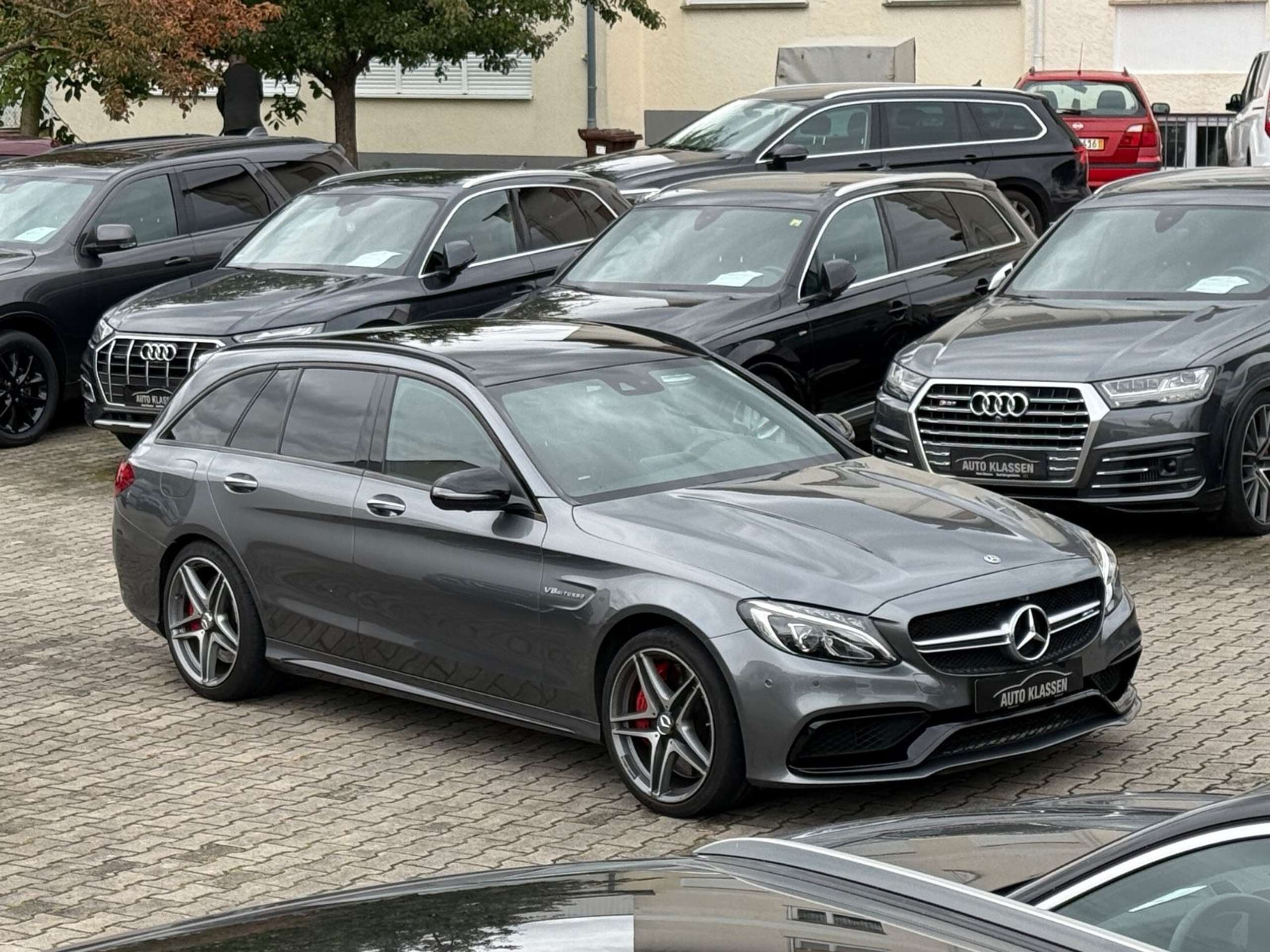 Mercedes-Benz - C 63 AMG