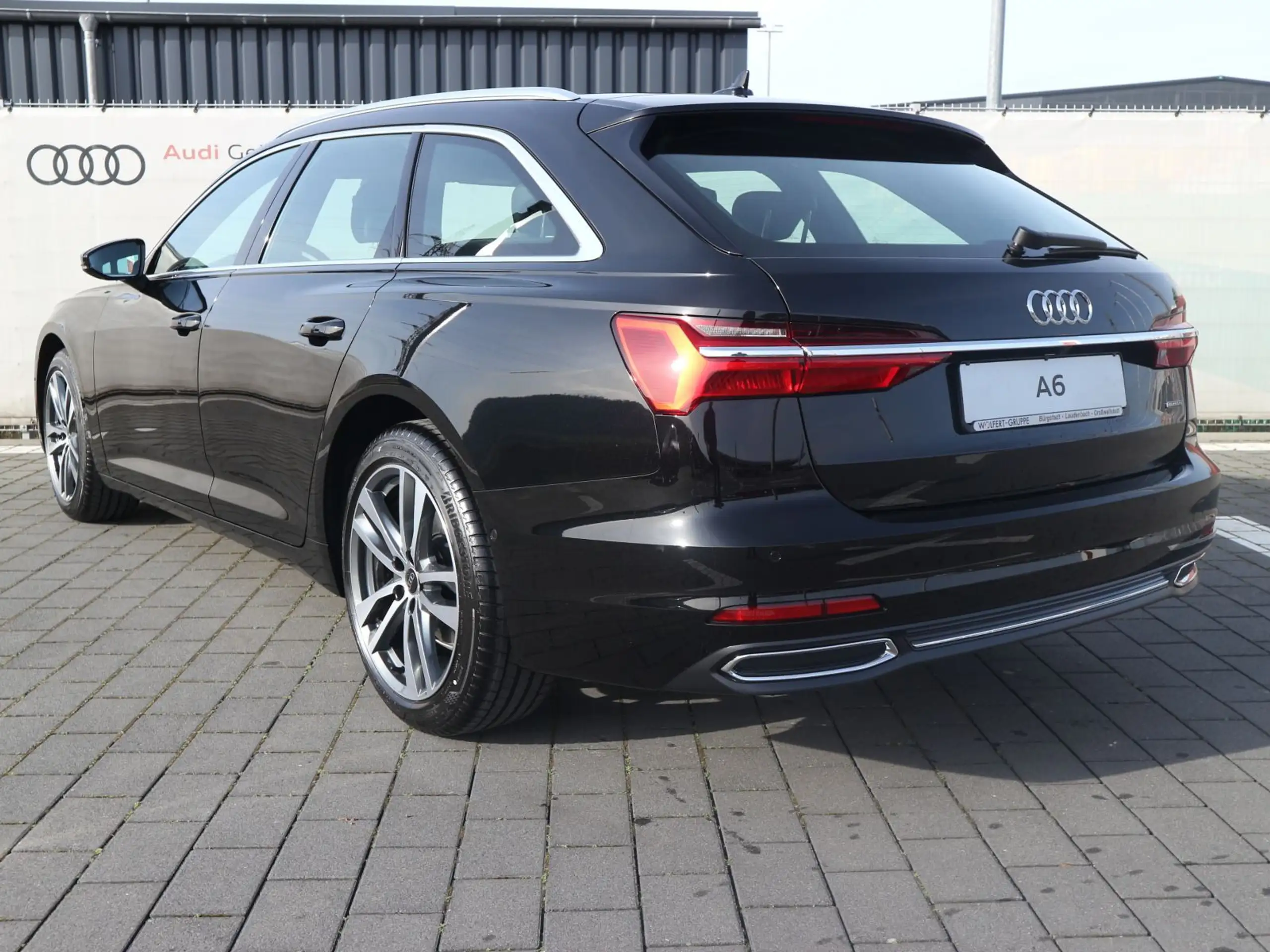 Audi - A6