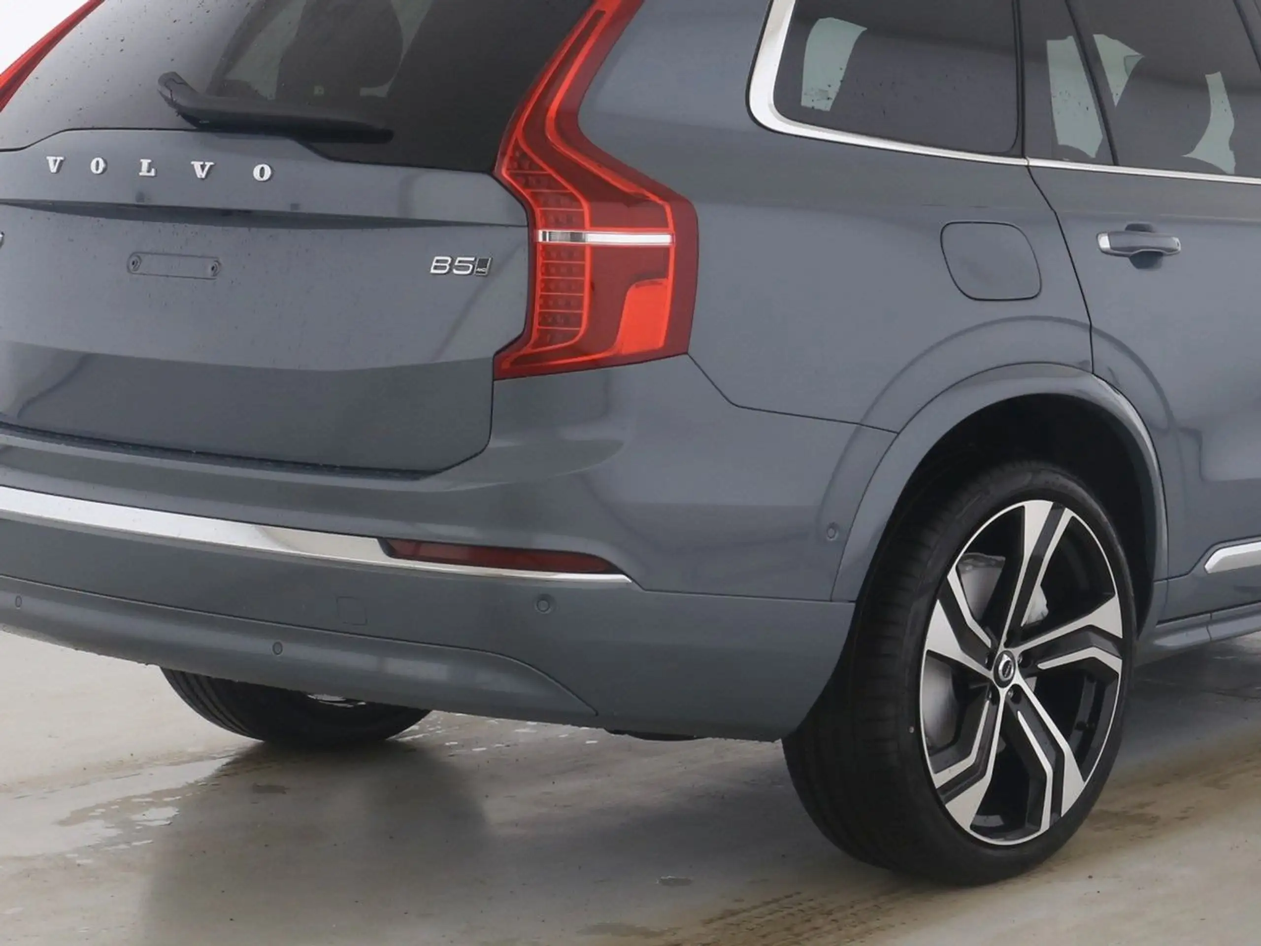 Volvo - XC90