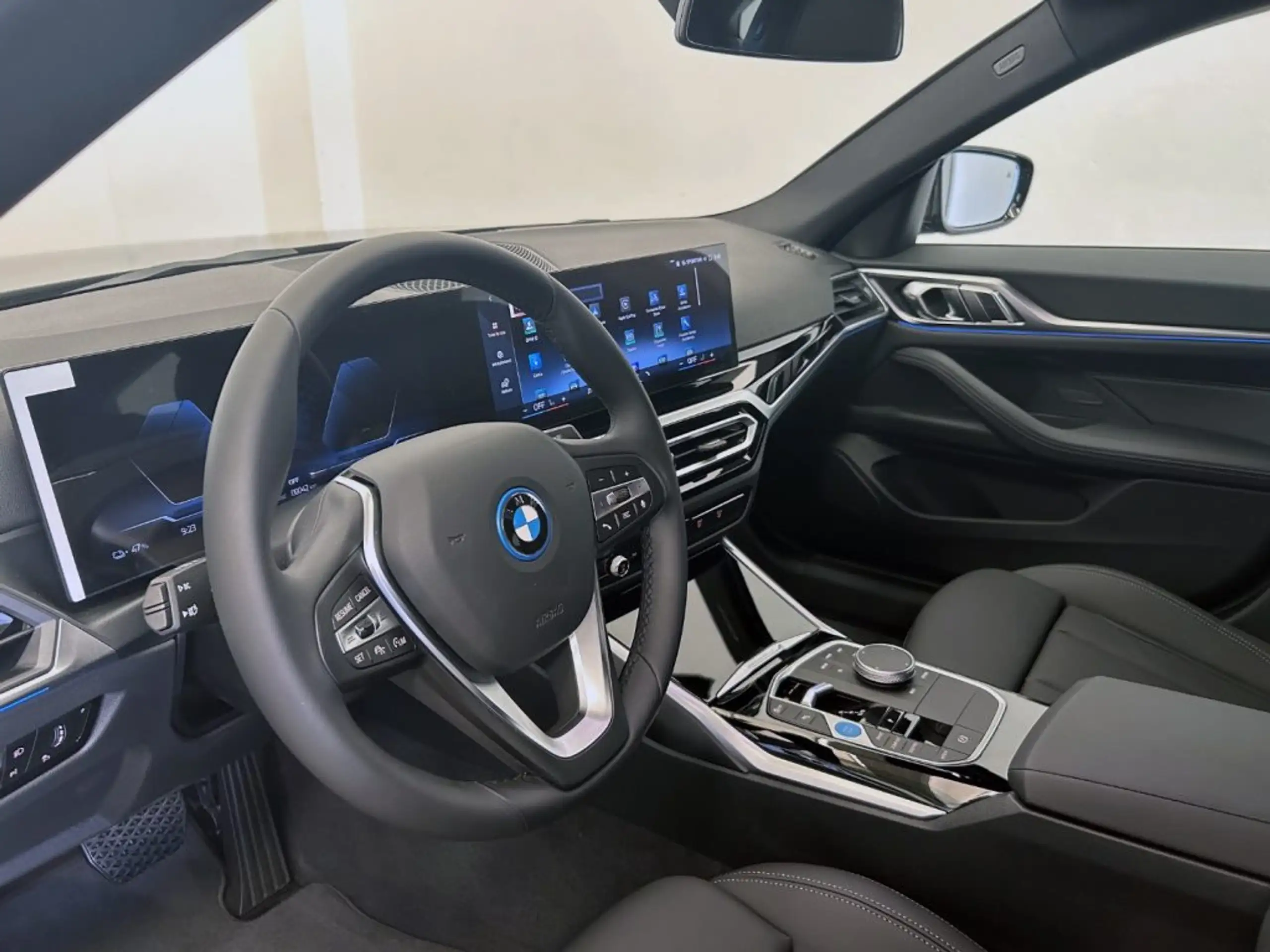 BMW - i4