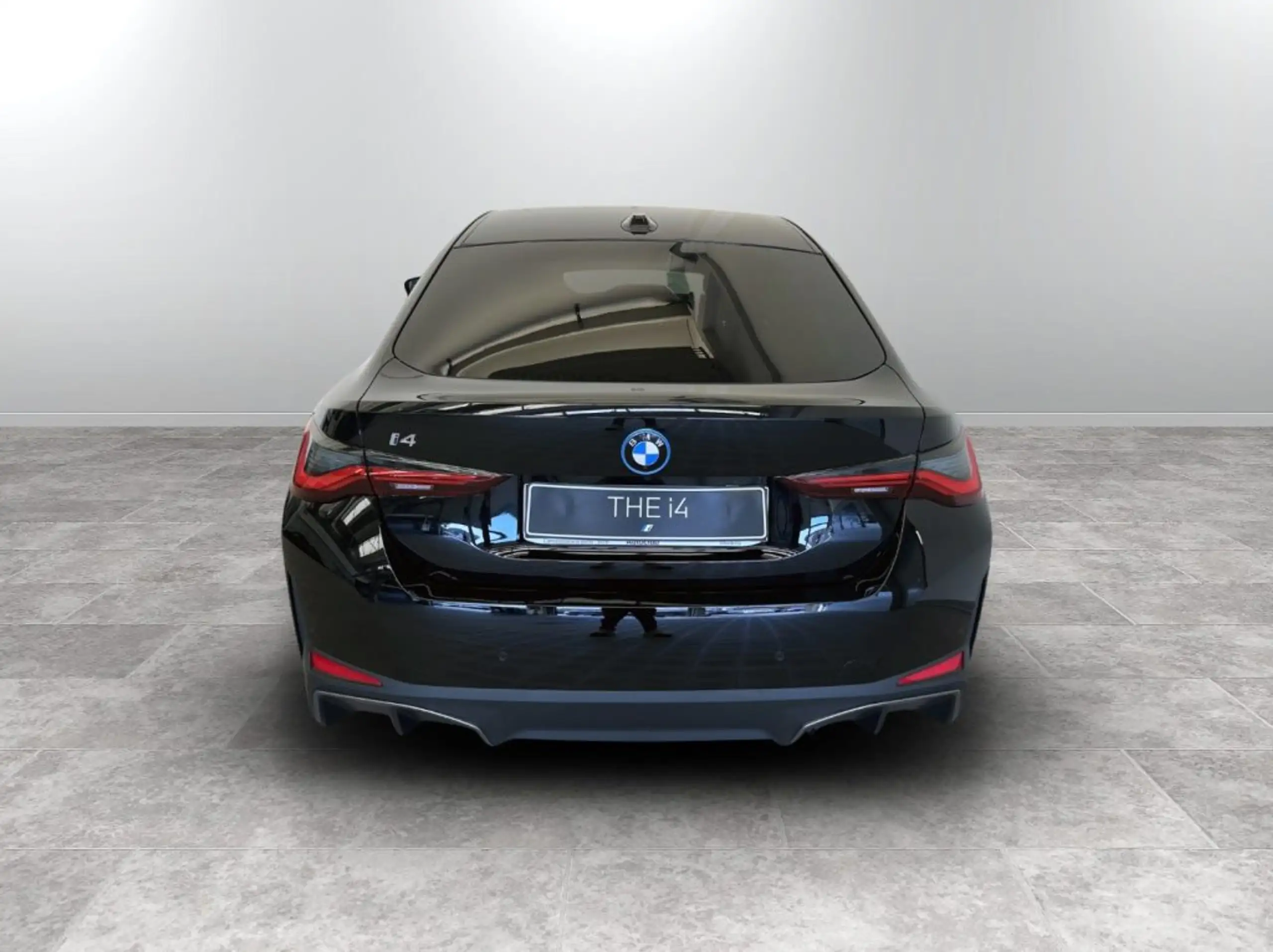 BMW - i4