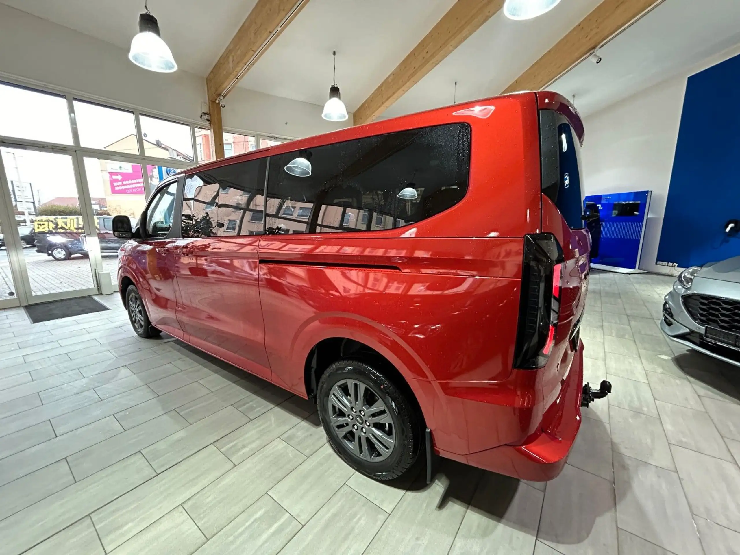 Ford - Tourneo Custom