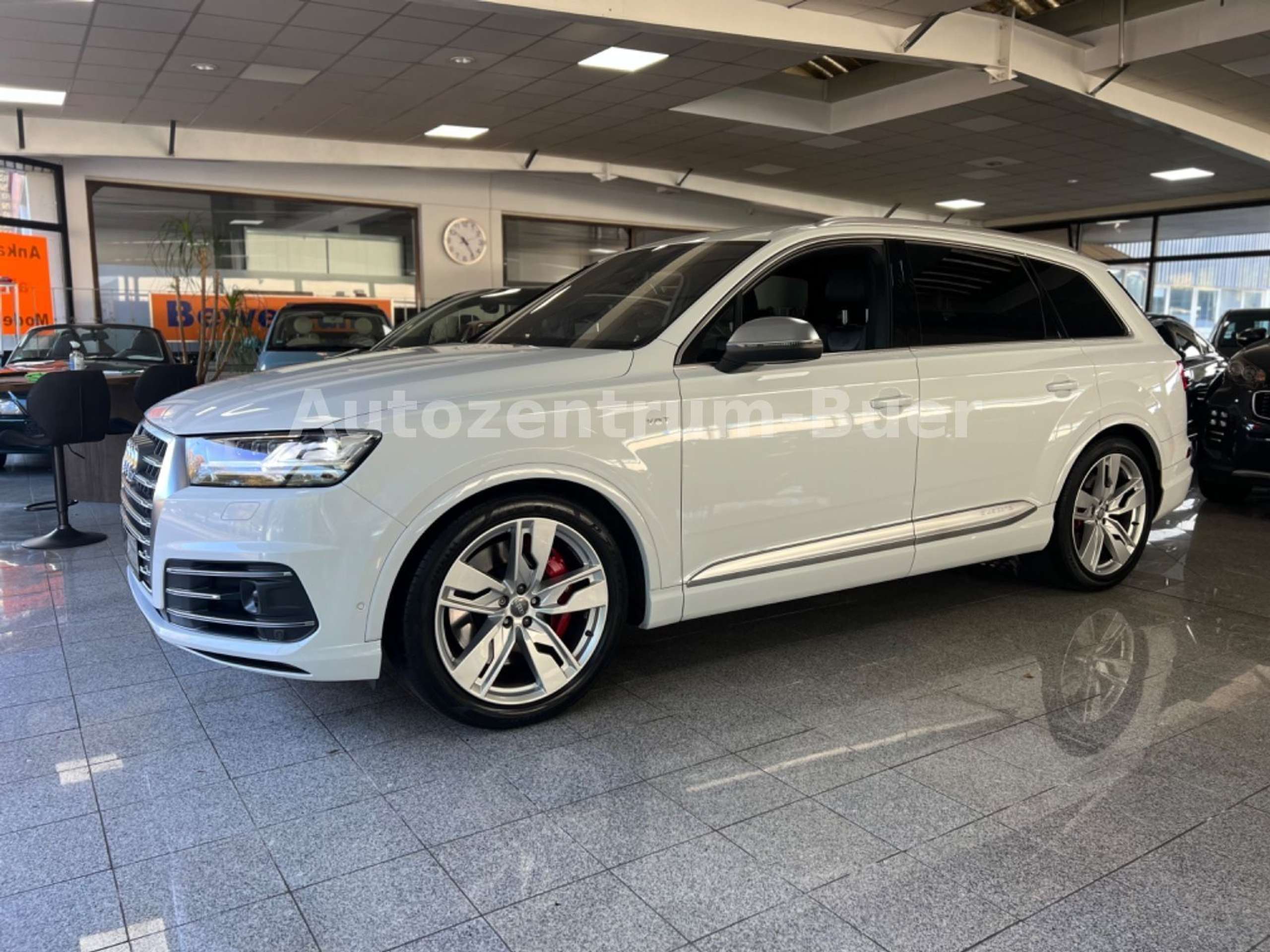 Audi - SQ7