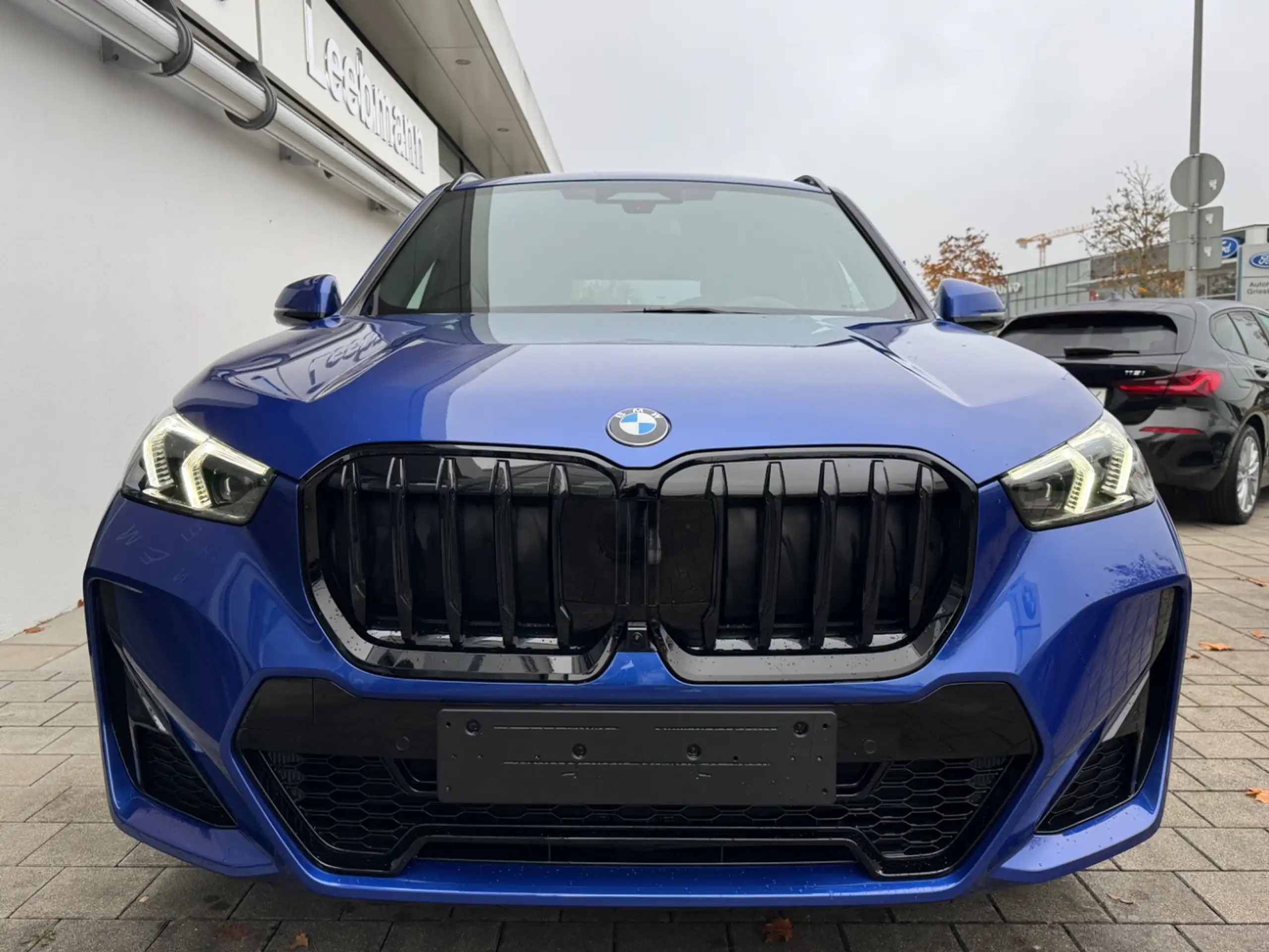 BMW - X1