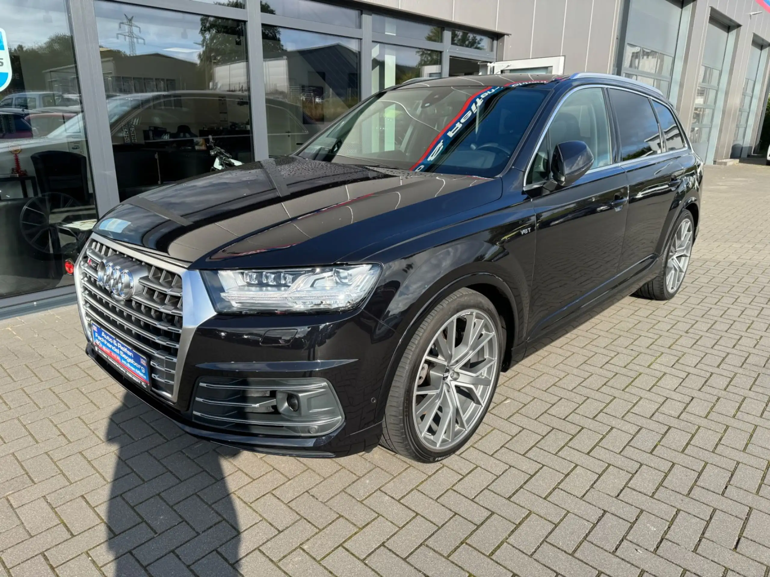 Audi - SQ7