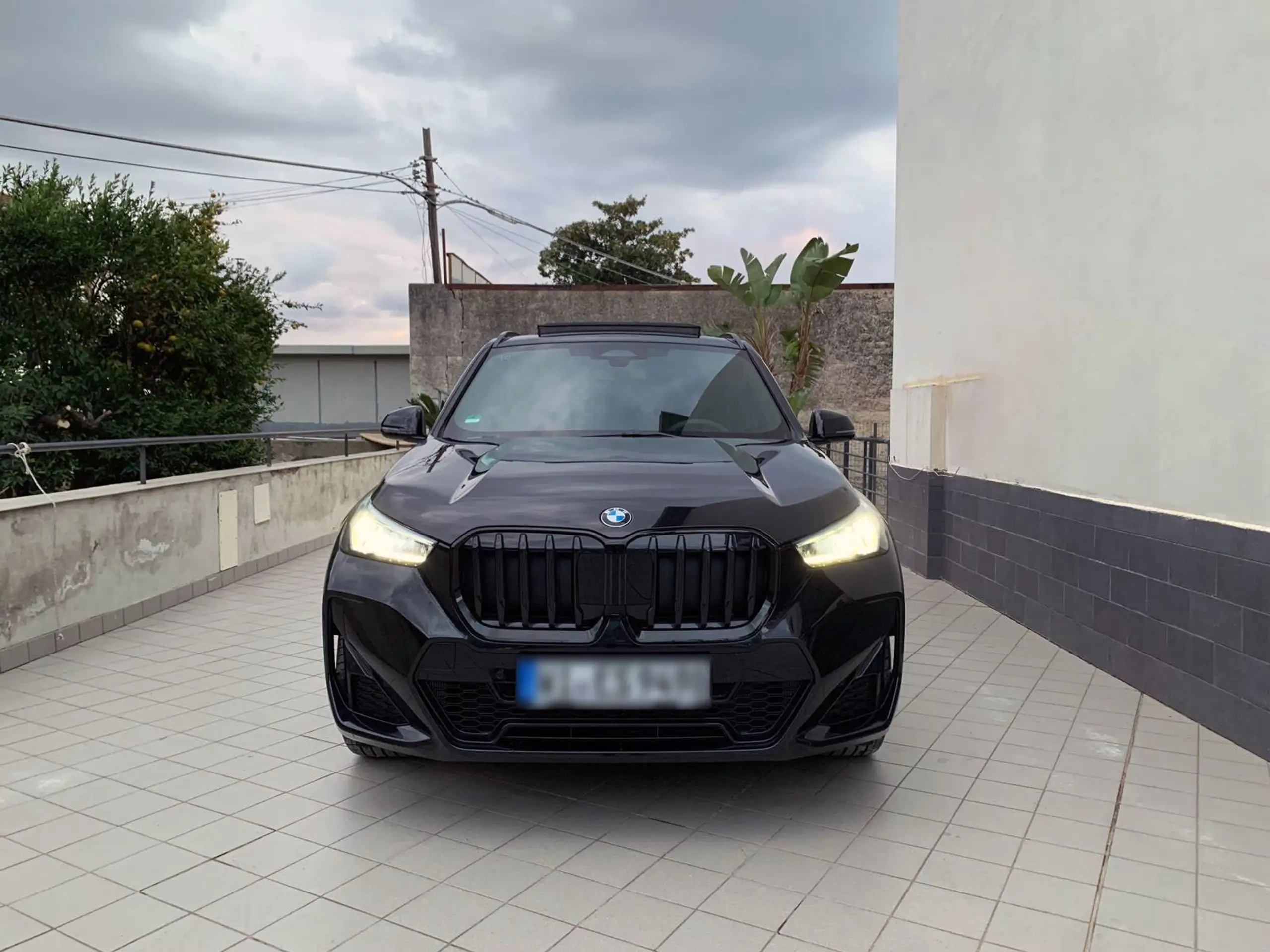 BMW - X1