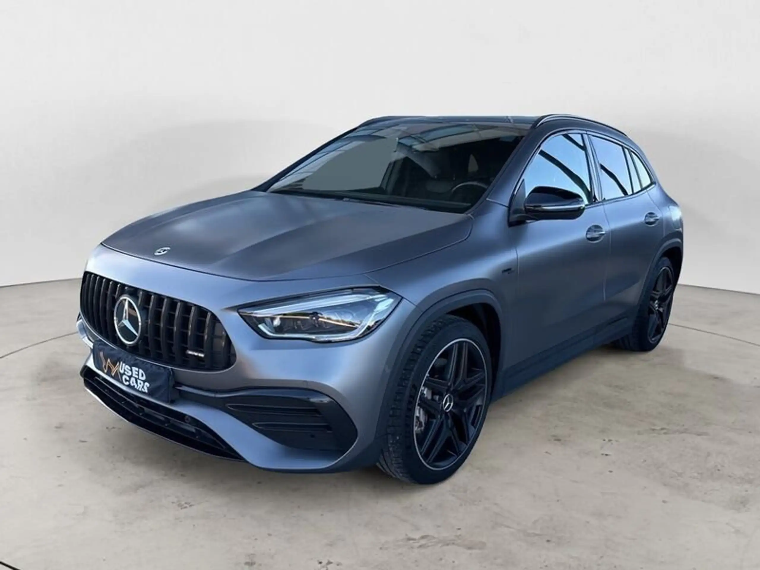 Mercedes-Benz - GLA 35 AMG