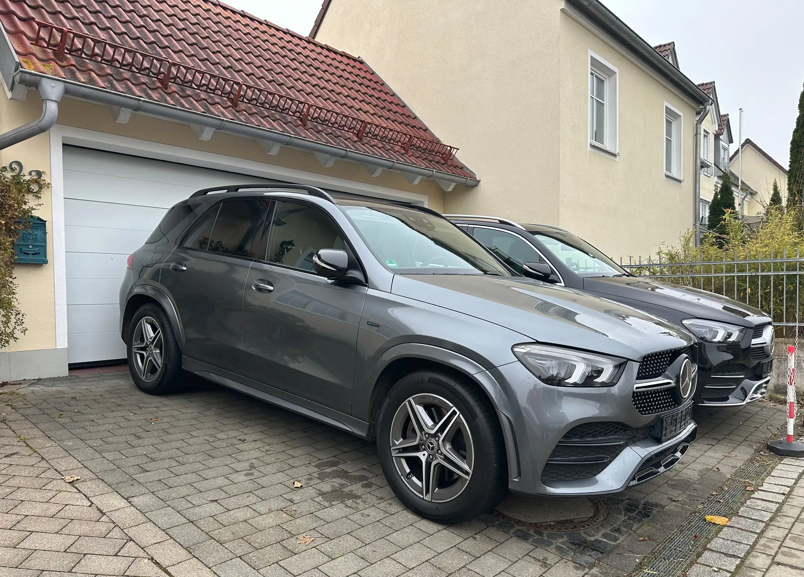 Mercedes-Benz - GLE 350