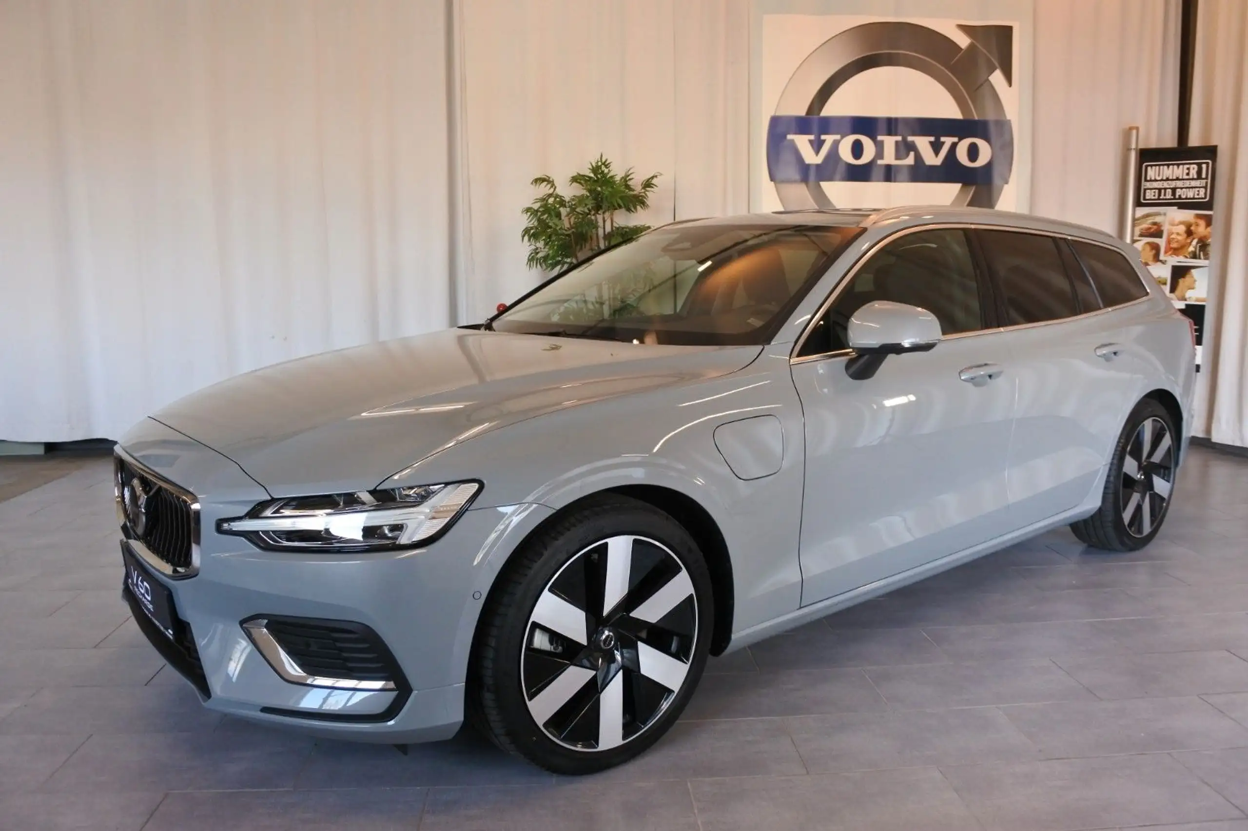 Volvo - V60