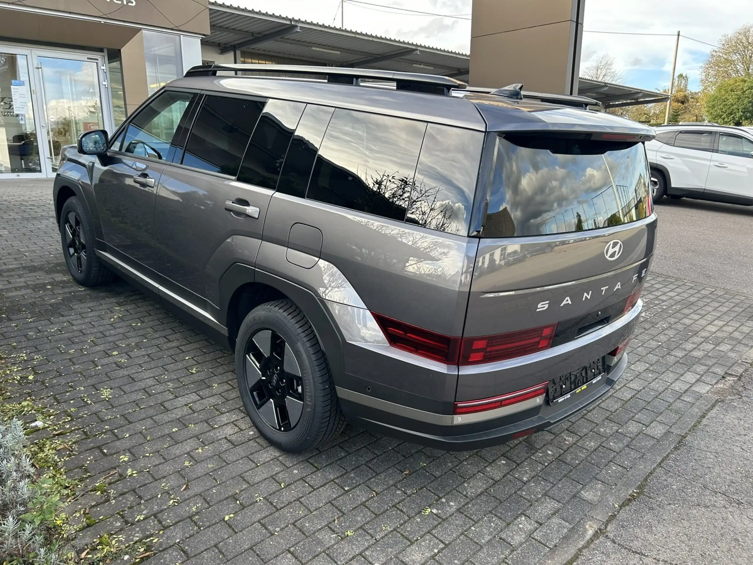 Hyundai - SANTA FE