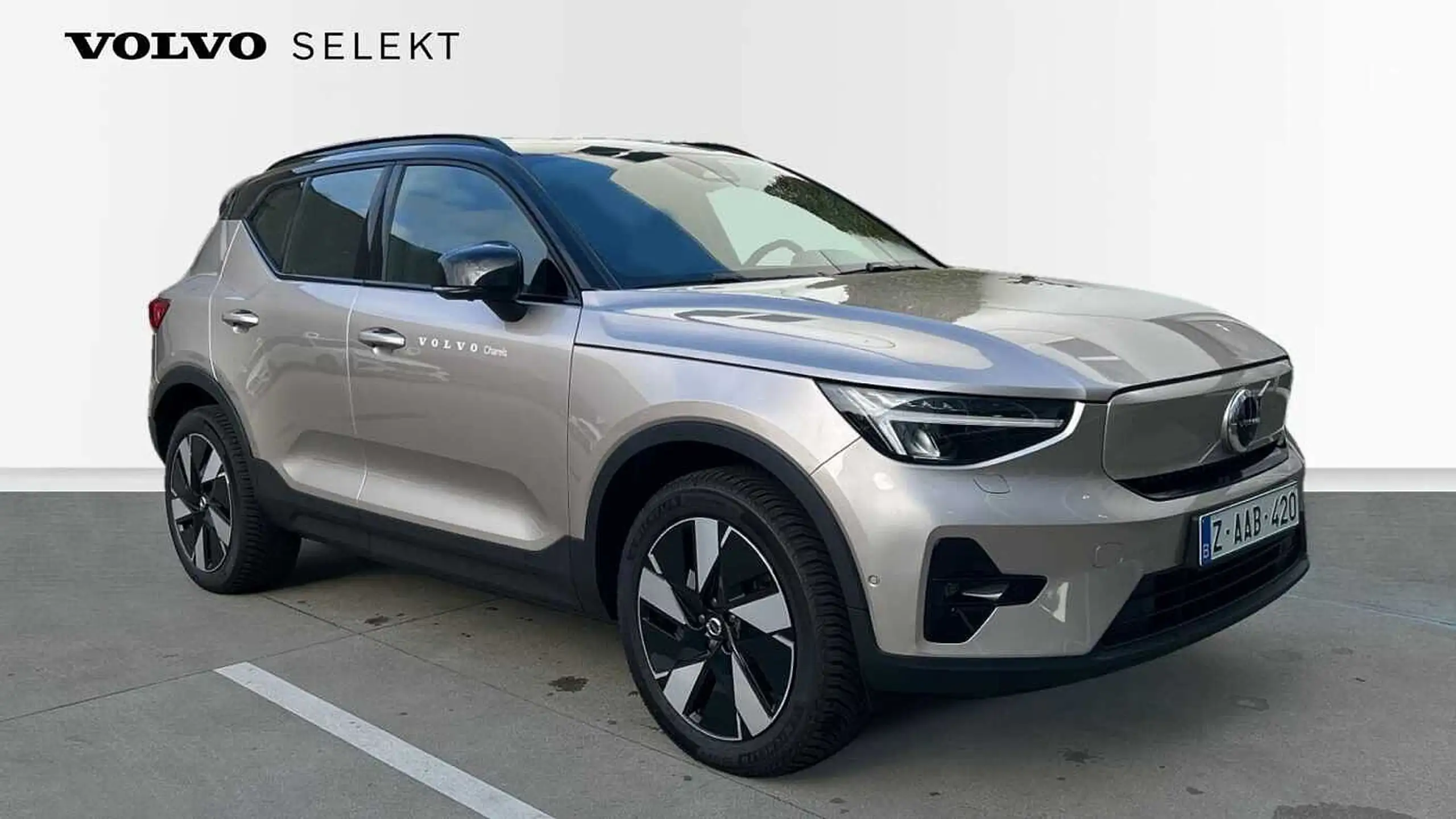 Volvo - XC40