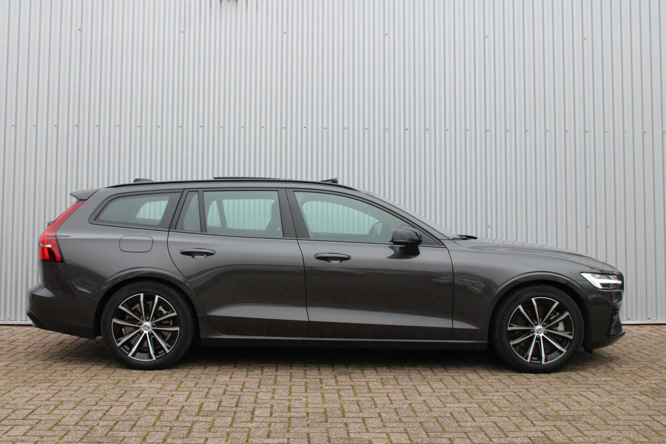 Volvo - V60