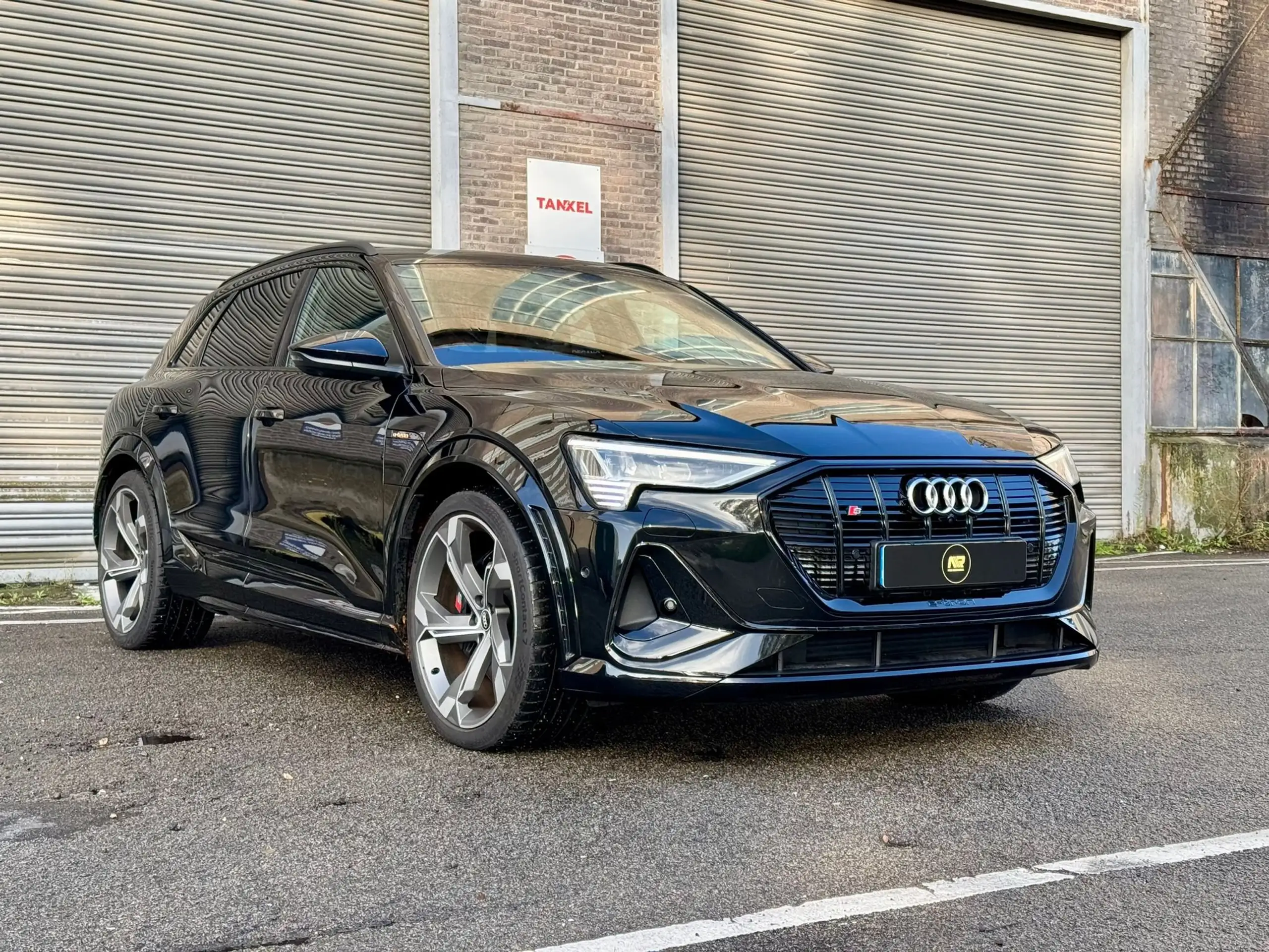 Audi - e-tron