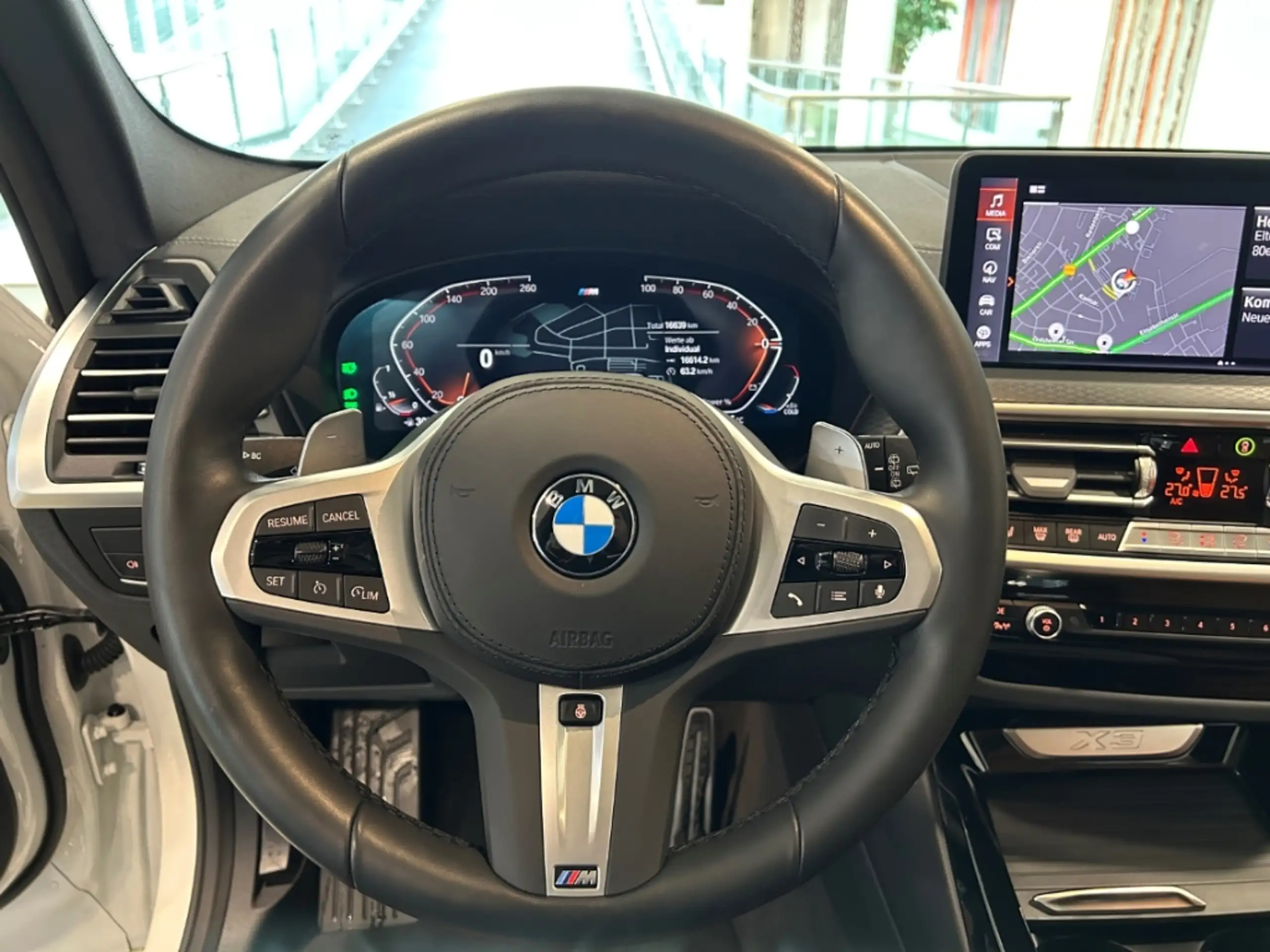 BMW - X3