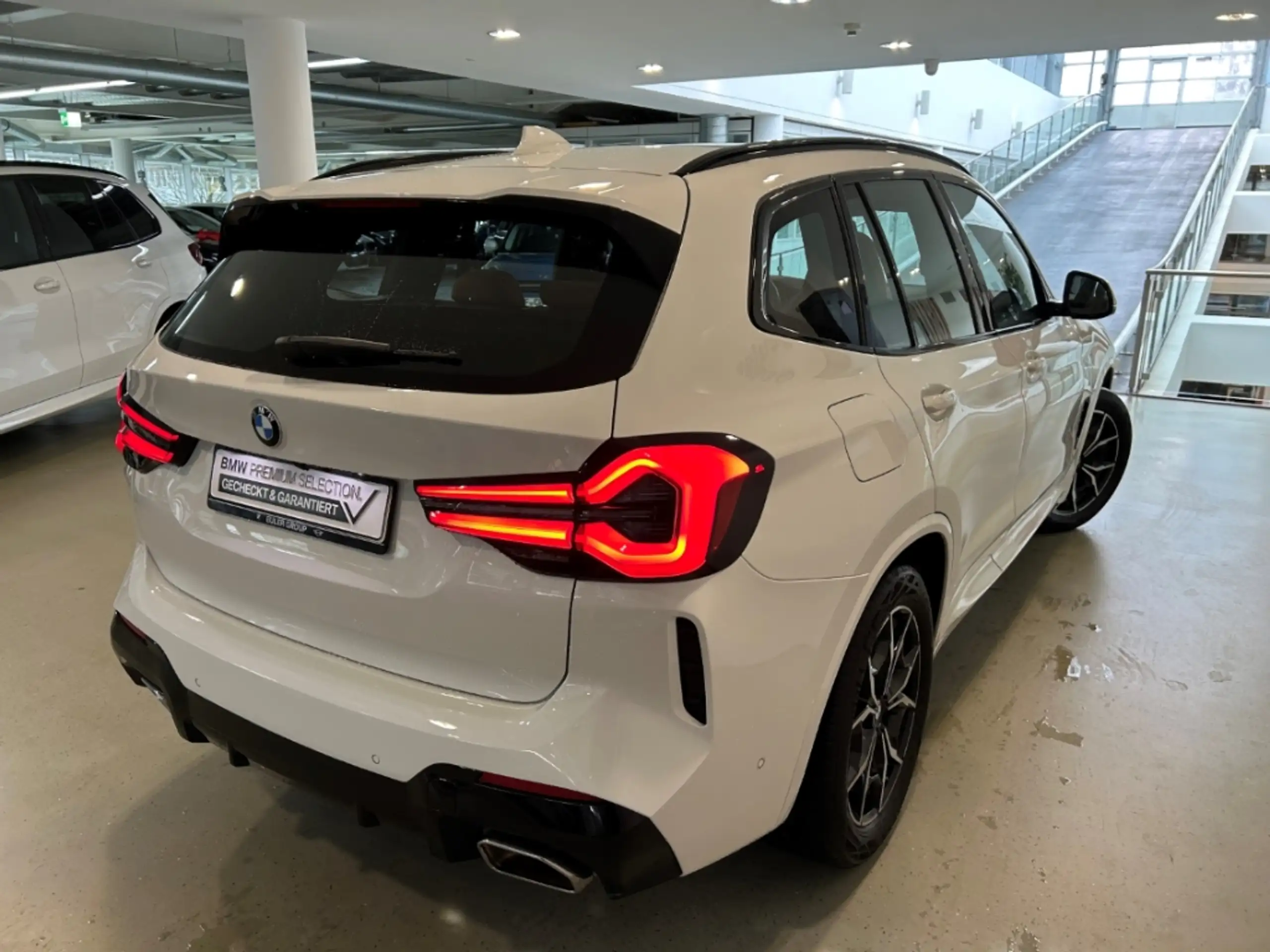 BMW - X3