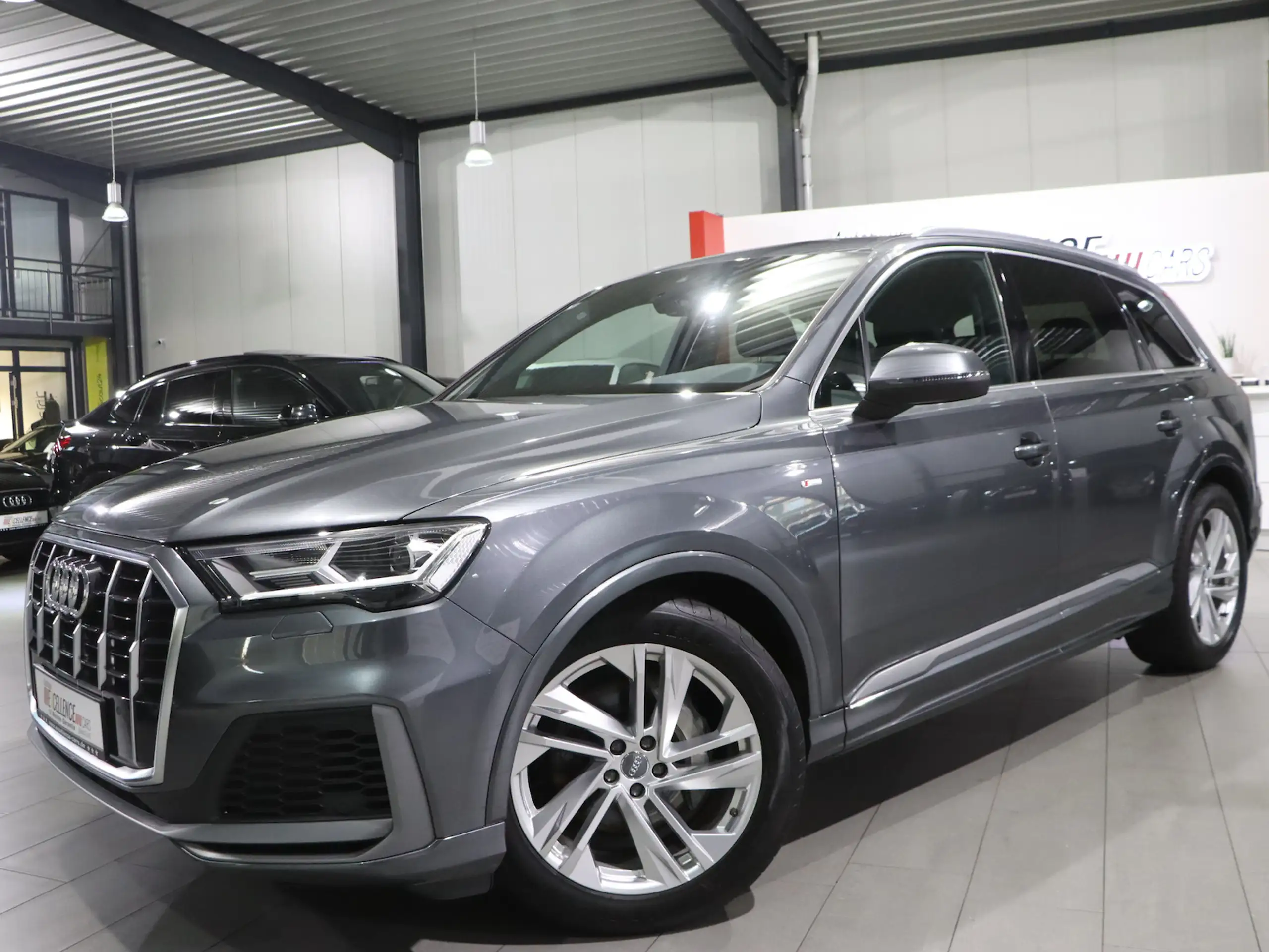 Audi - Q7