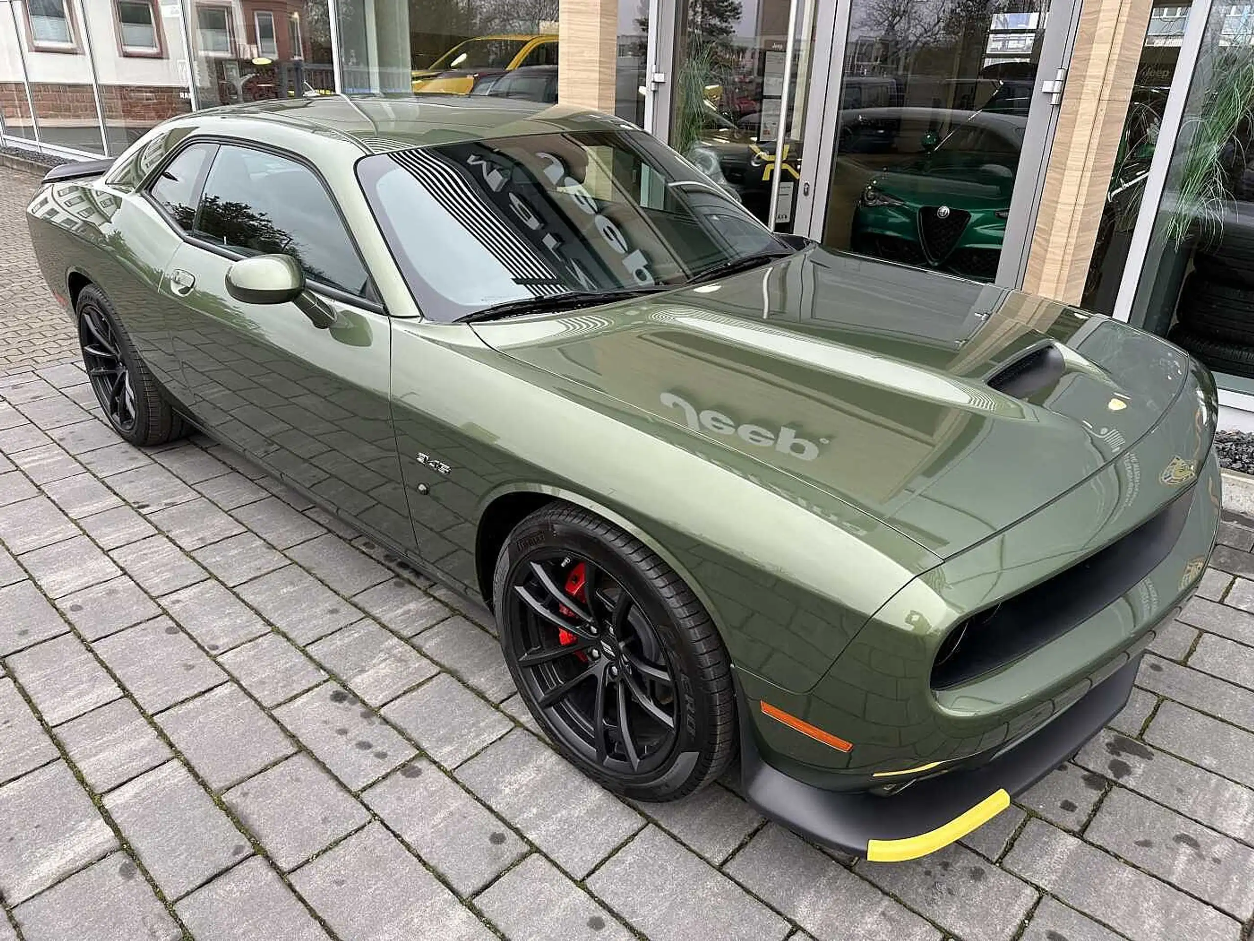 Dodge - Challenger