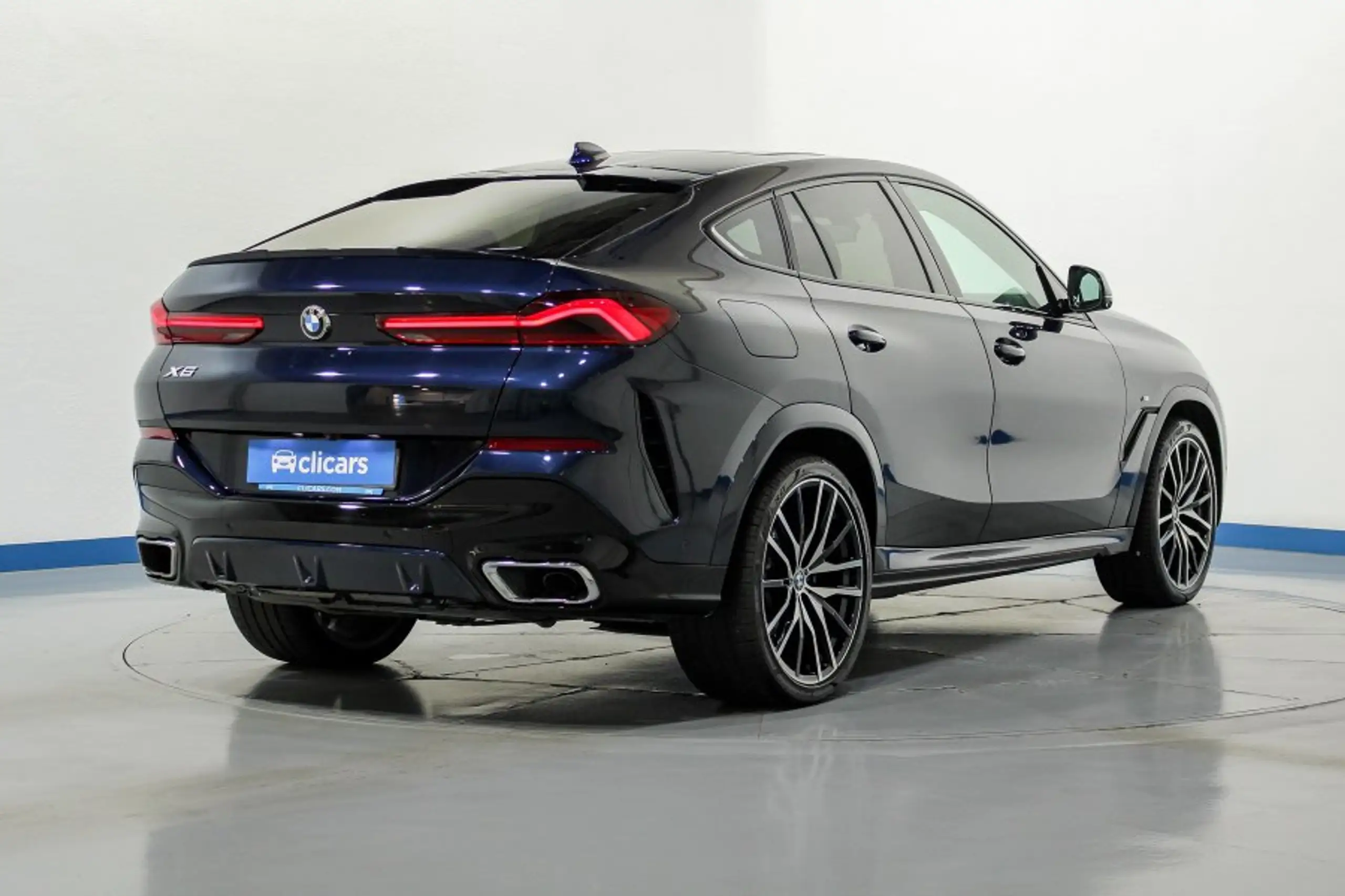 BMW - X6