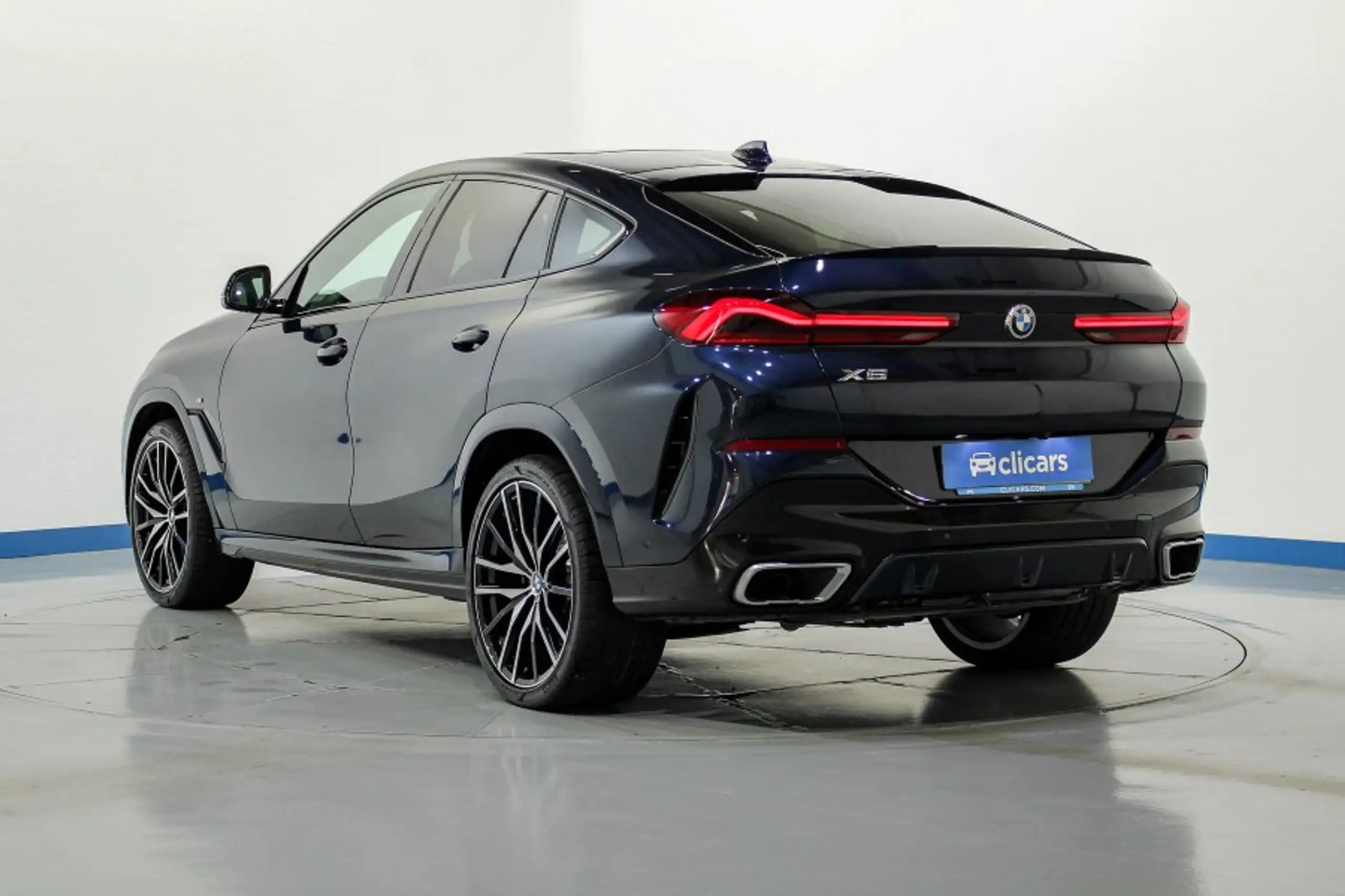 BMW - X6