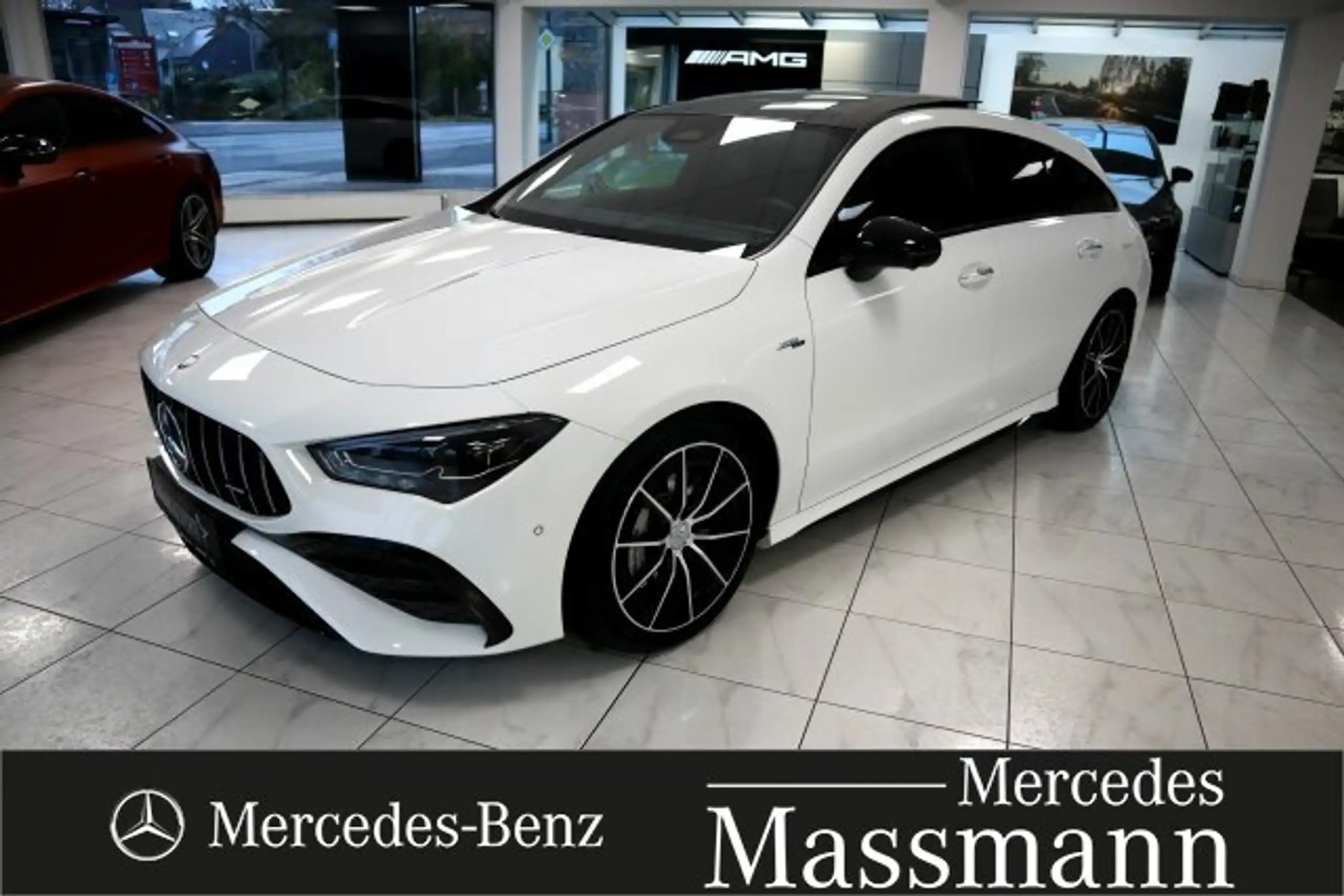 Mercedes-Benz - CLA 35 AMG