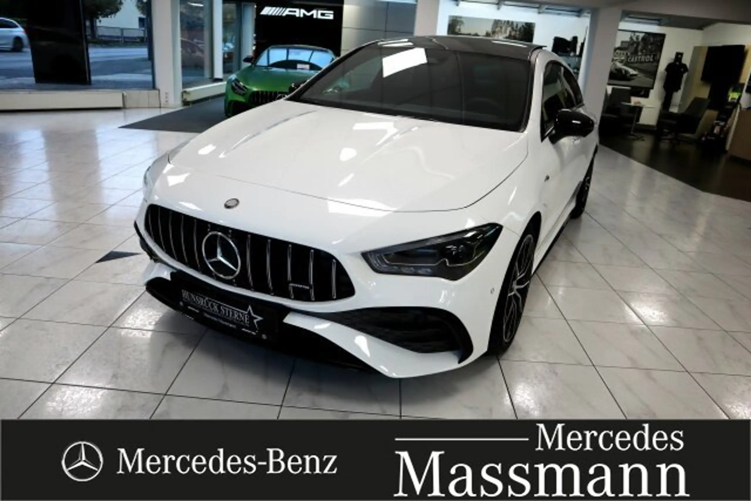 Mercedes-Benz - CLA 35 AMG