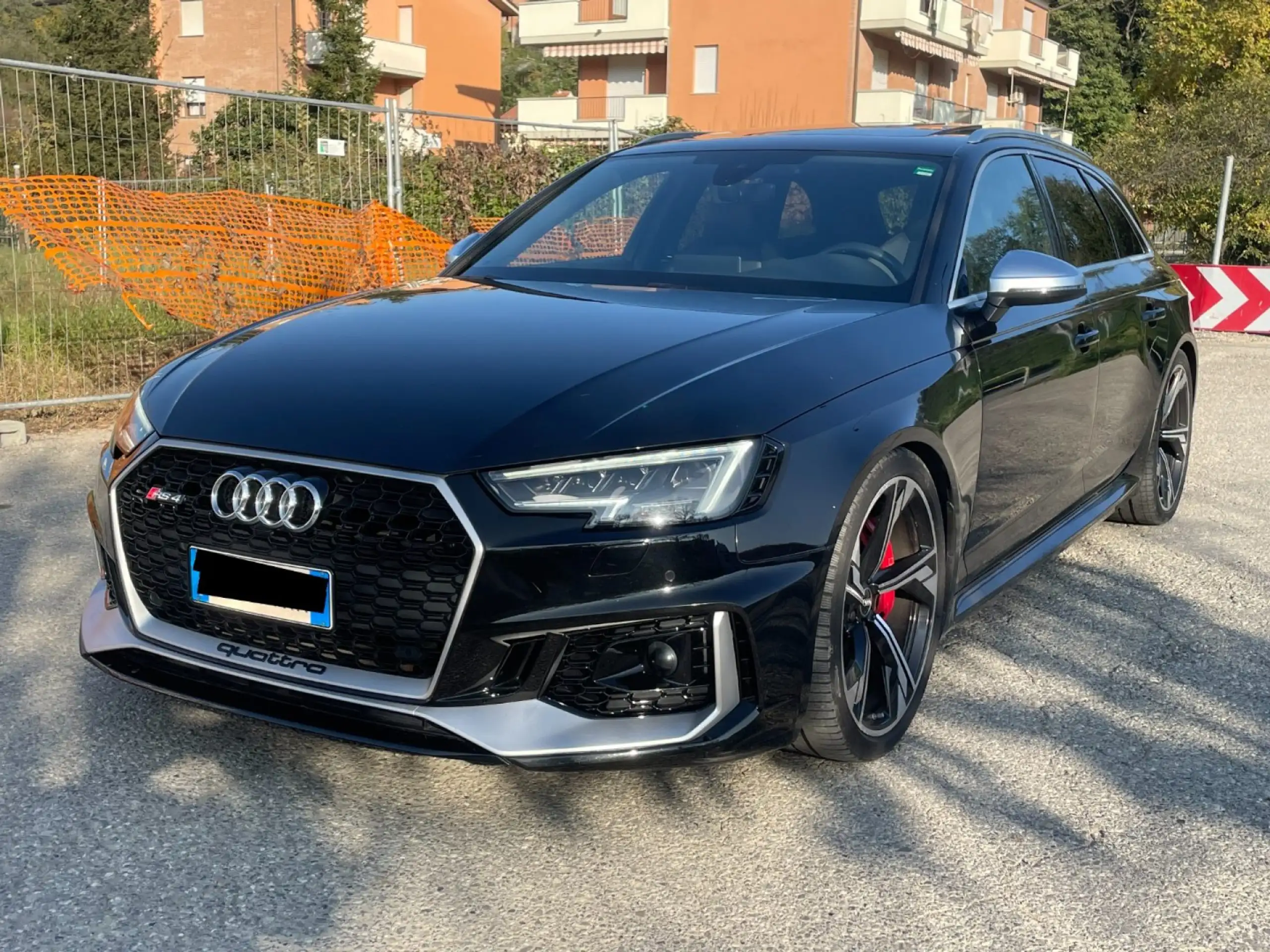 Audi - RS4