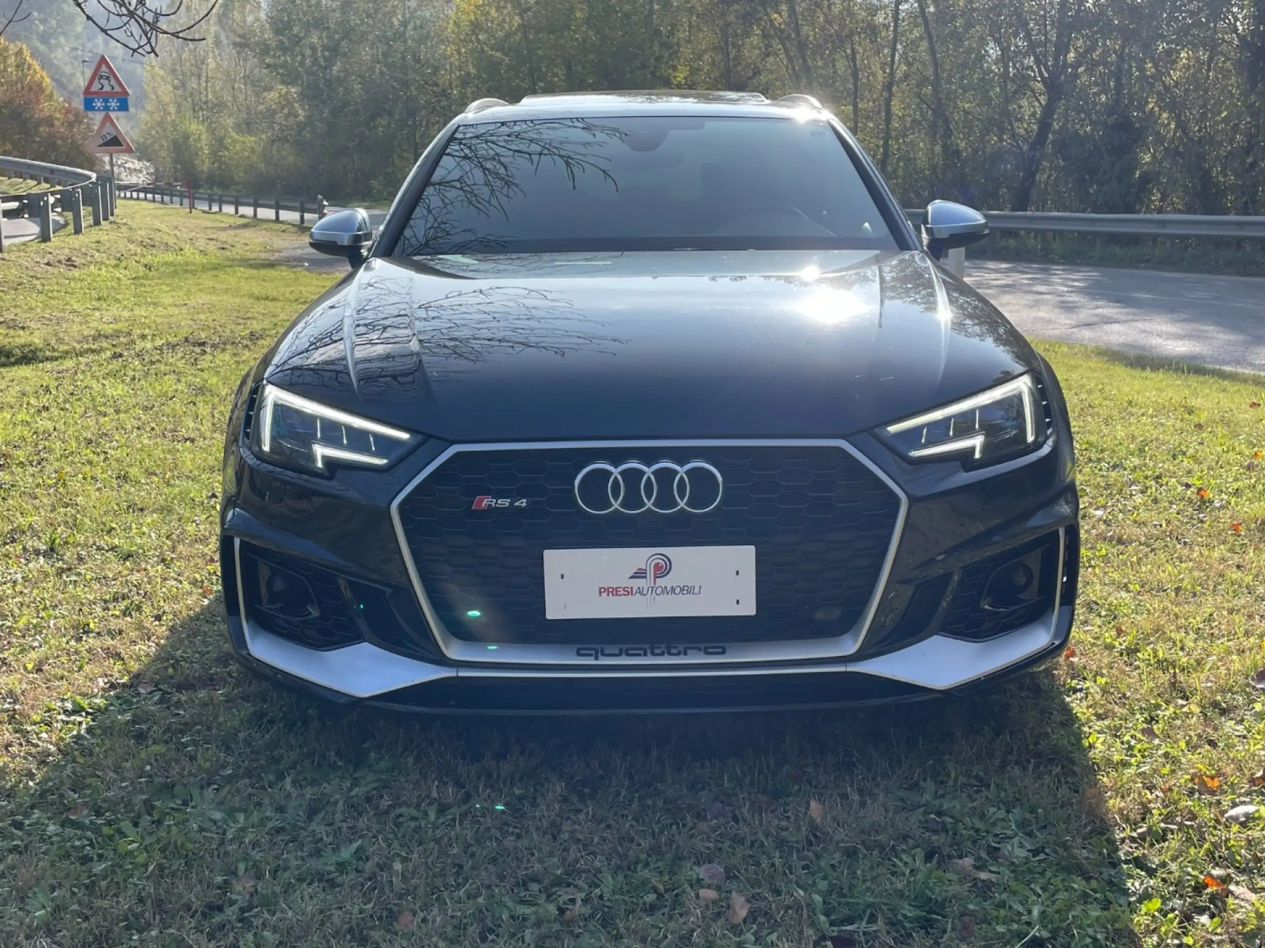 Audi - RS4