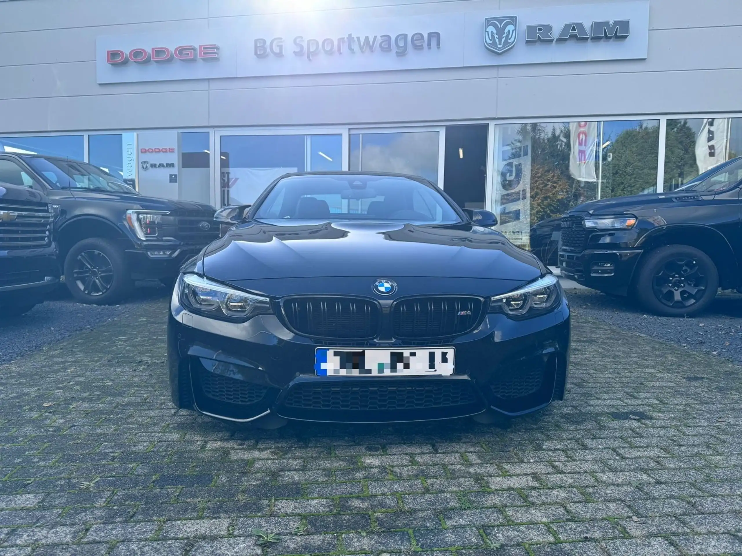 BMW - M4