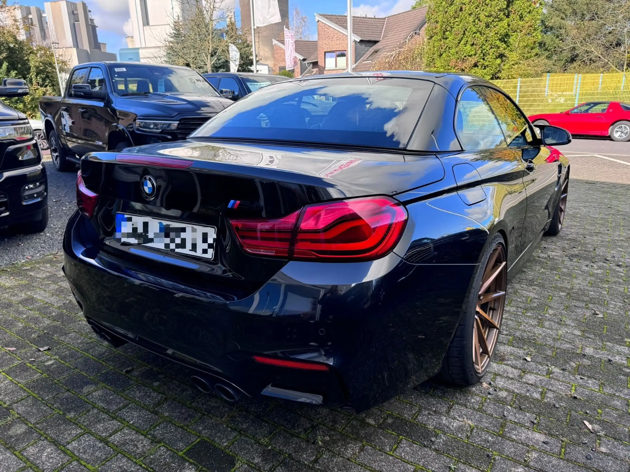 BMW - M4