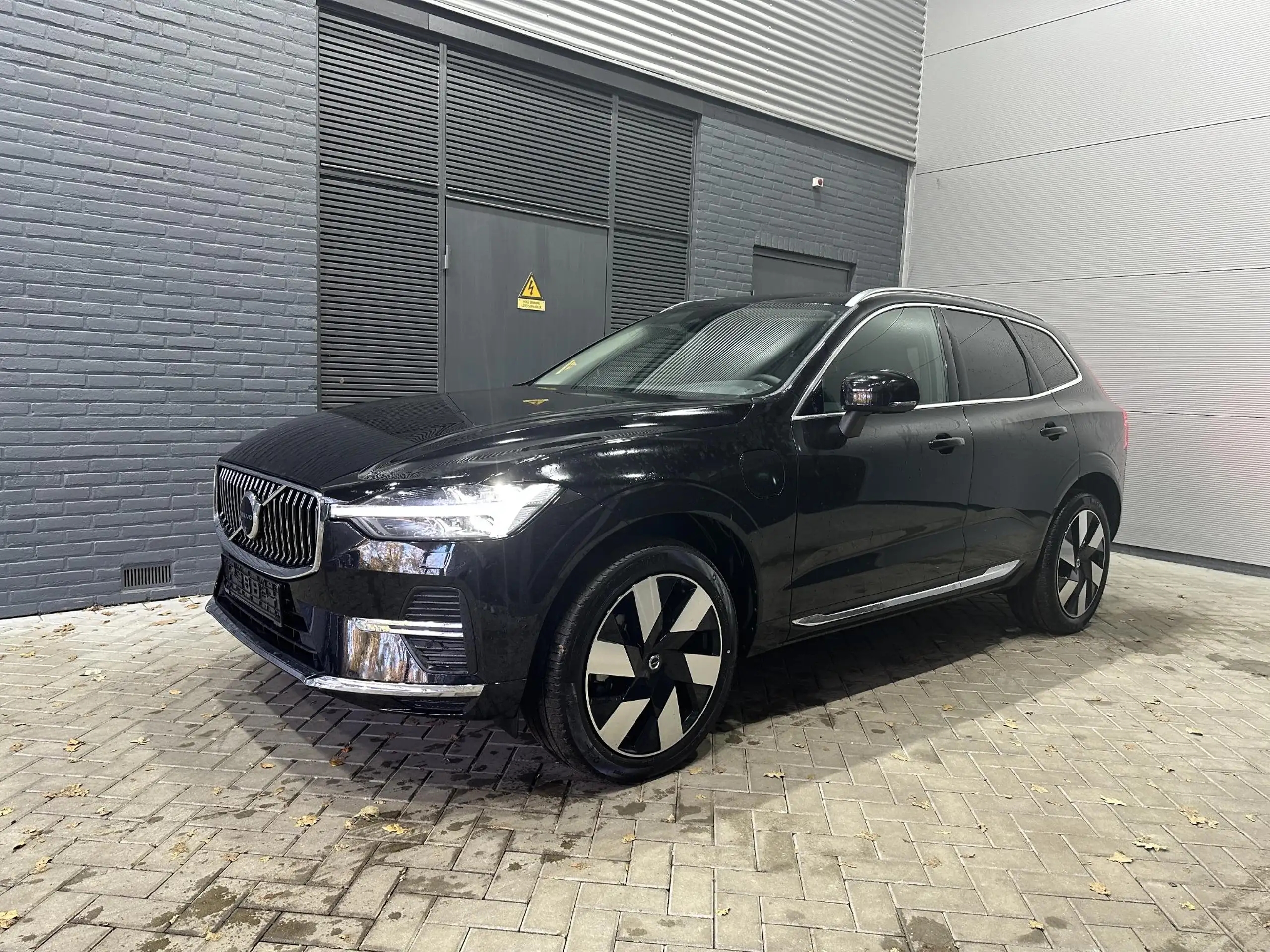 Volvo - XC60