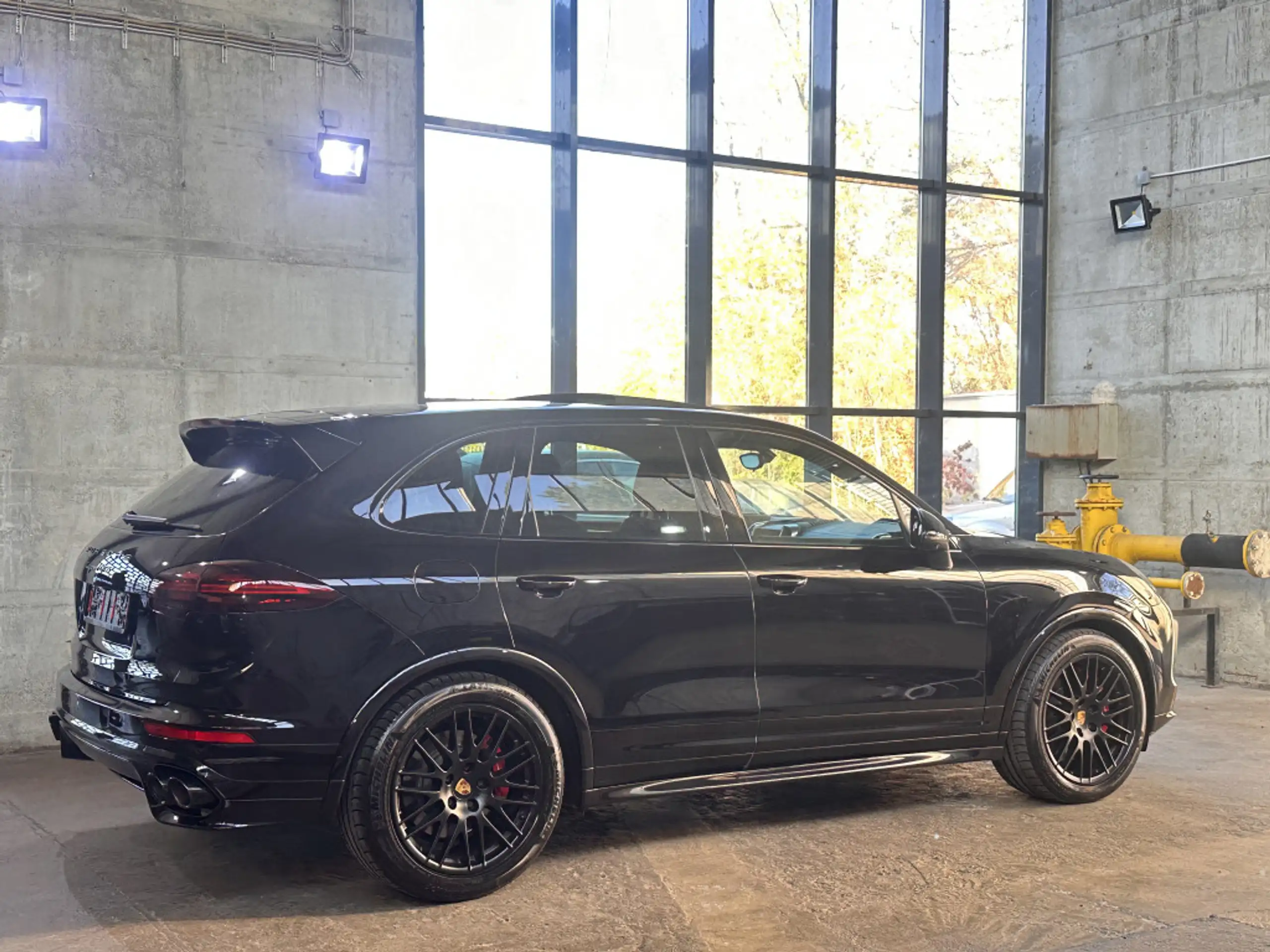 Porsche - Cayenne