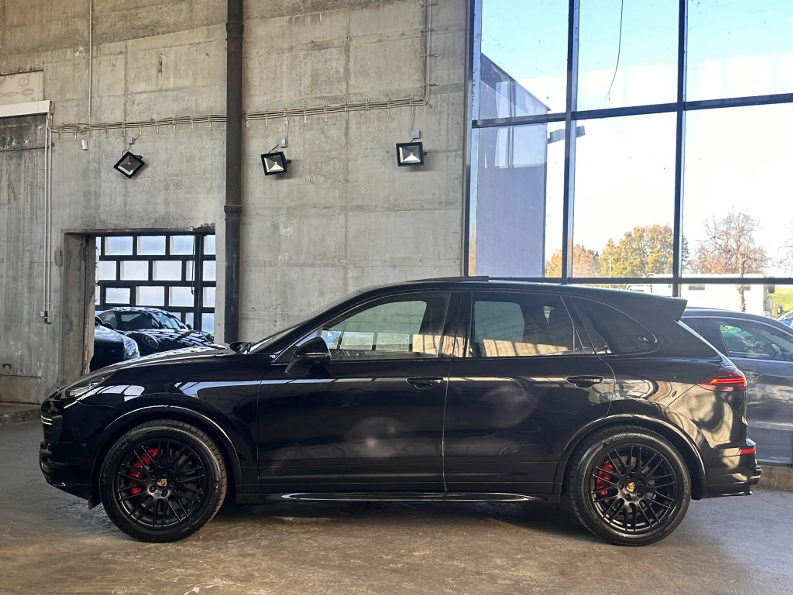 Porsche - Cayenne