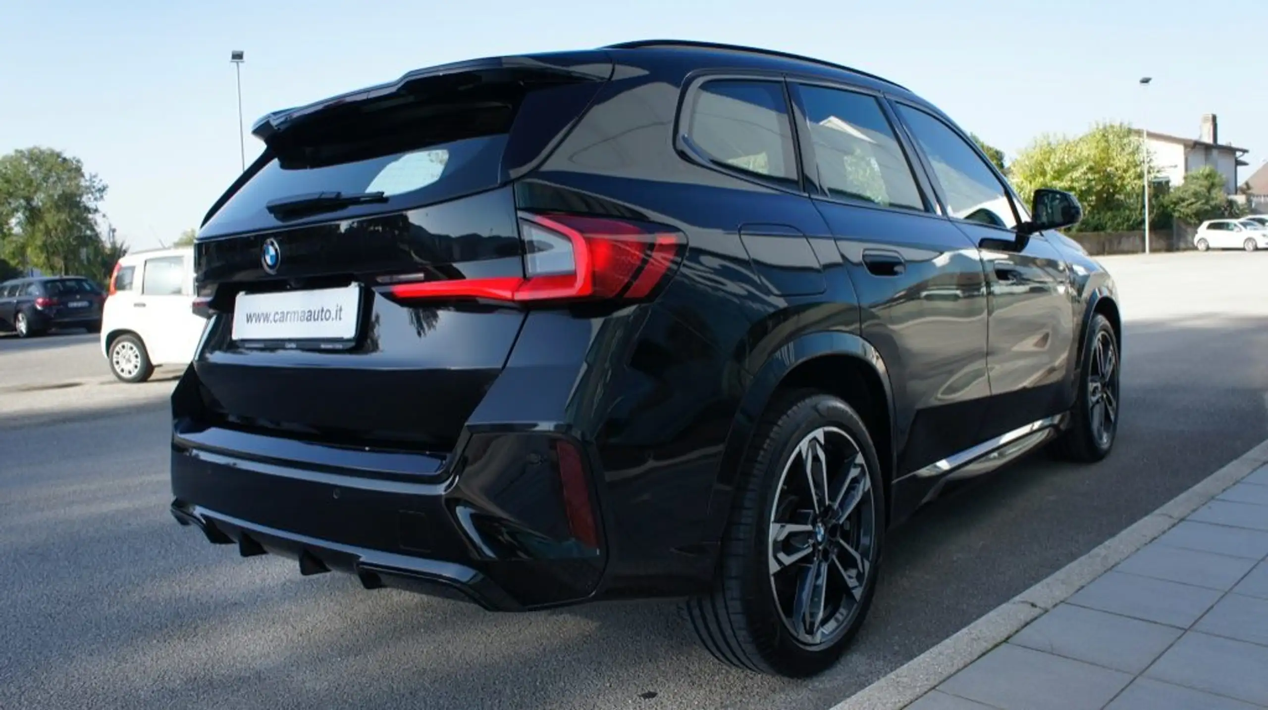 BMW - X1