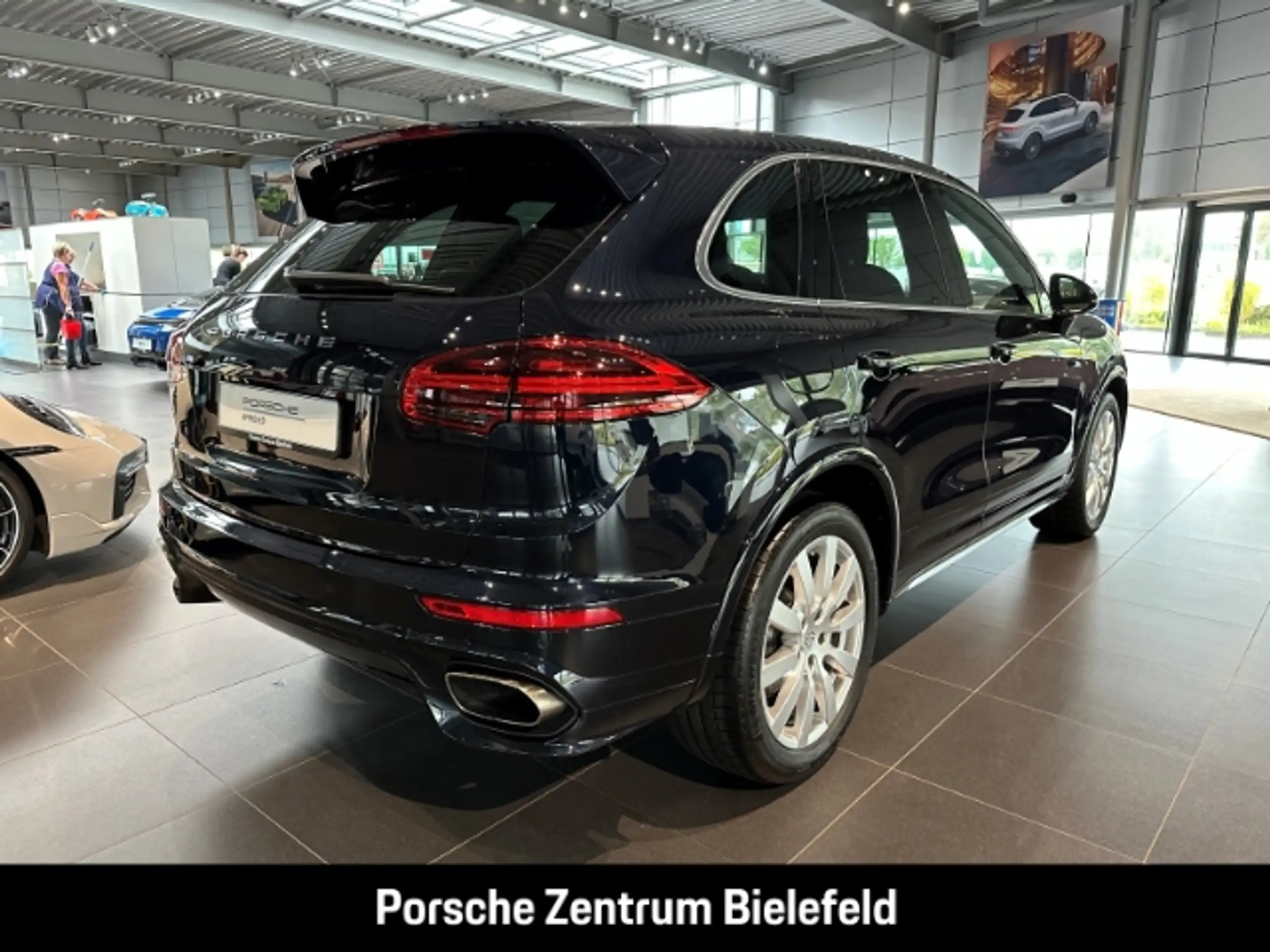 Porsche - Cayenne