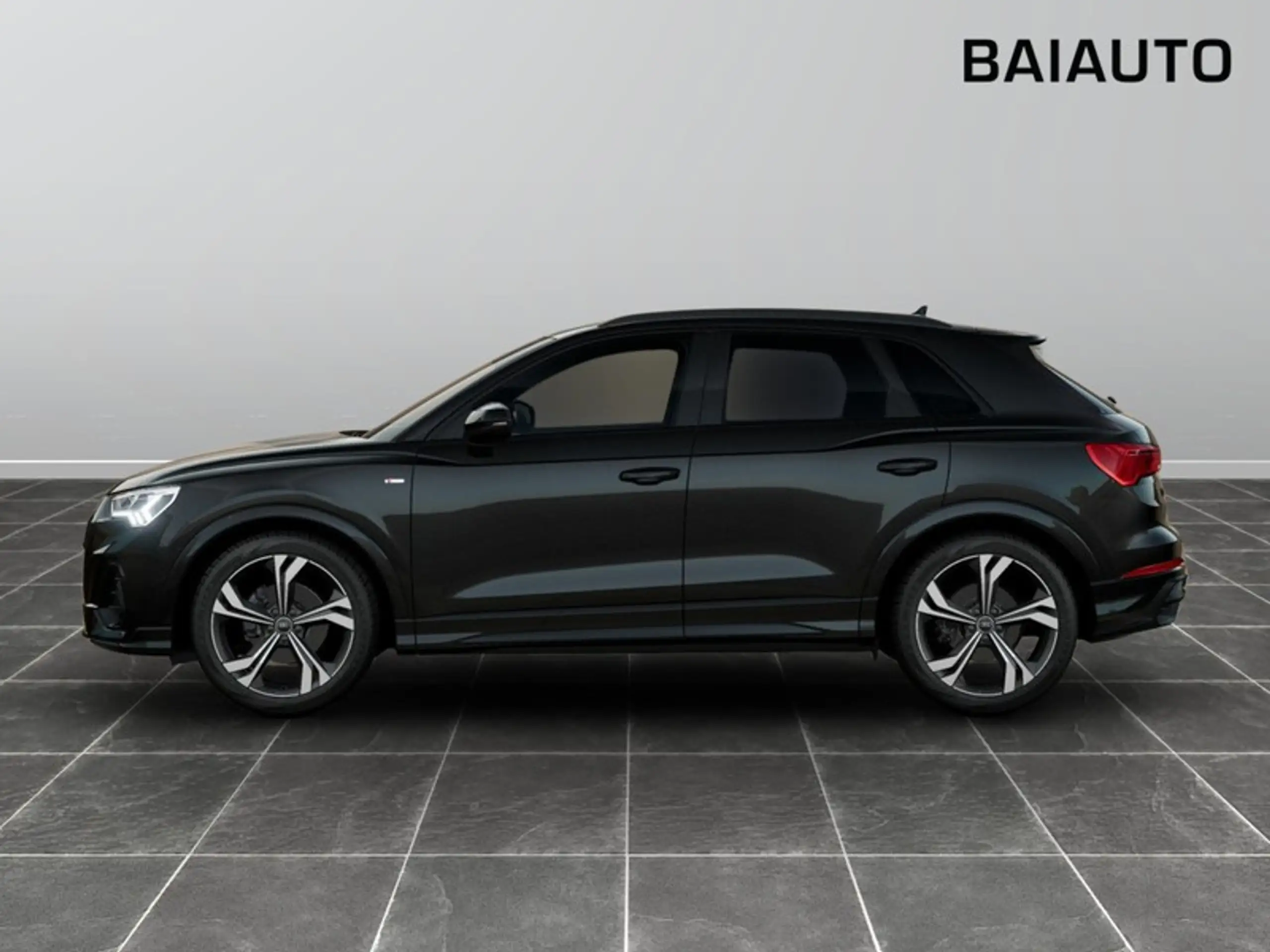 Audi - Q3