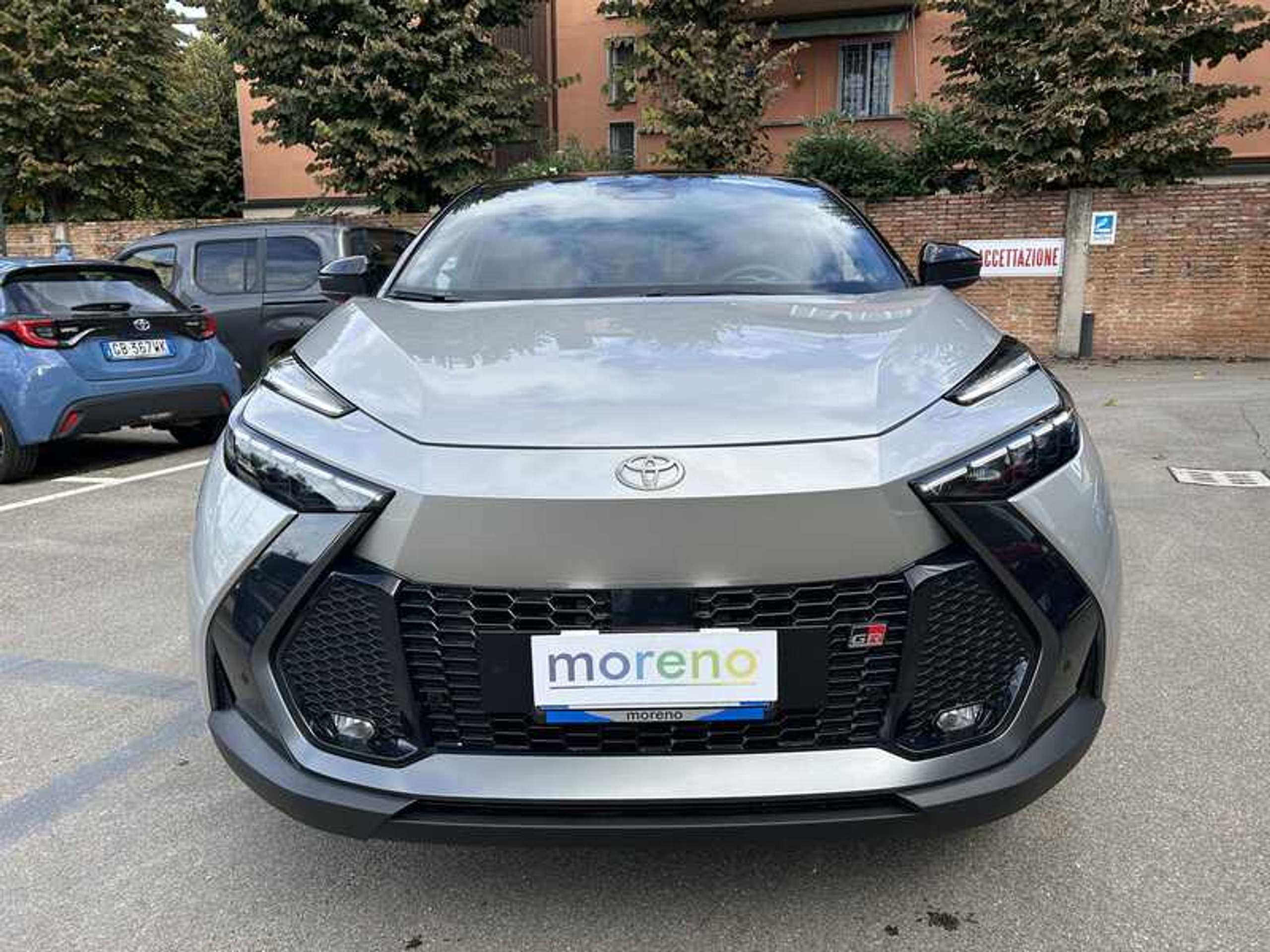 Toyota - C-HR