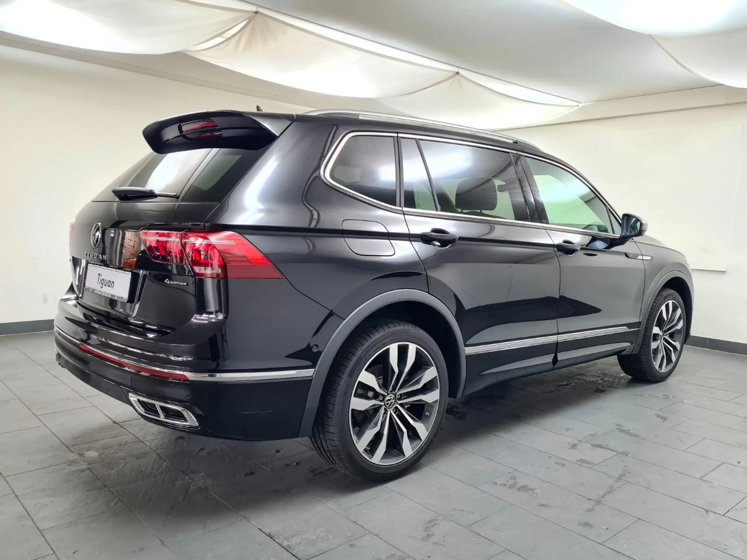 Volkswagen - Tiguan Allspace