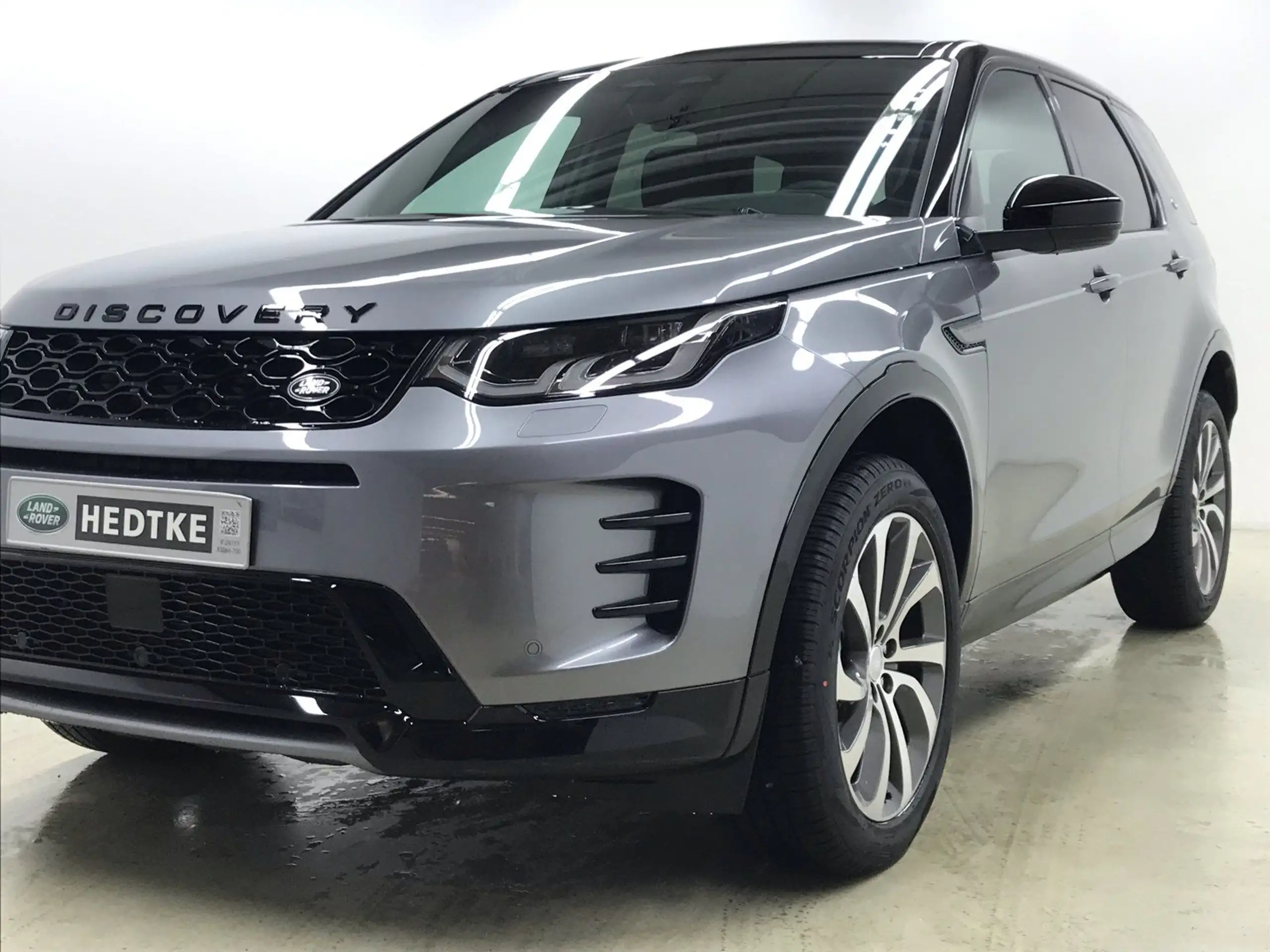 Land Rover - Discovery Sport