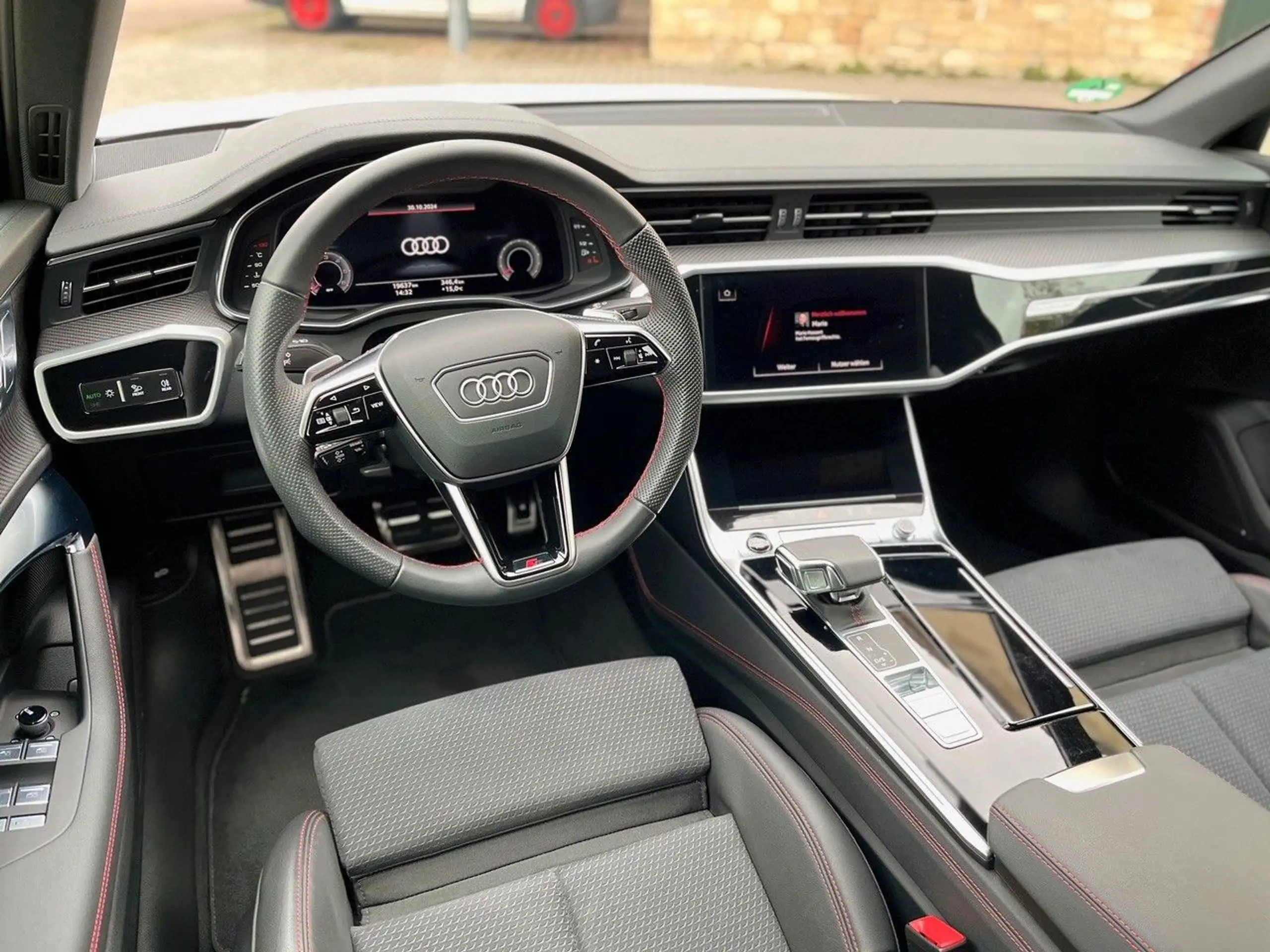 Audi - A6