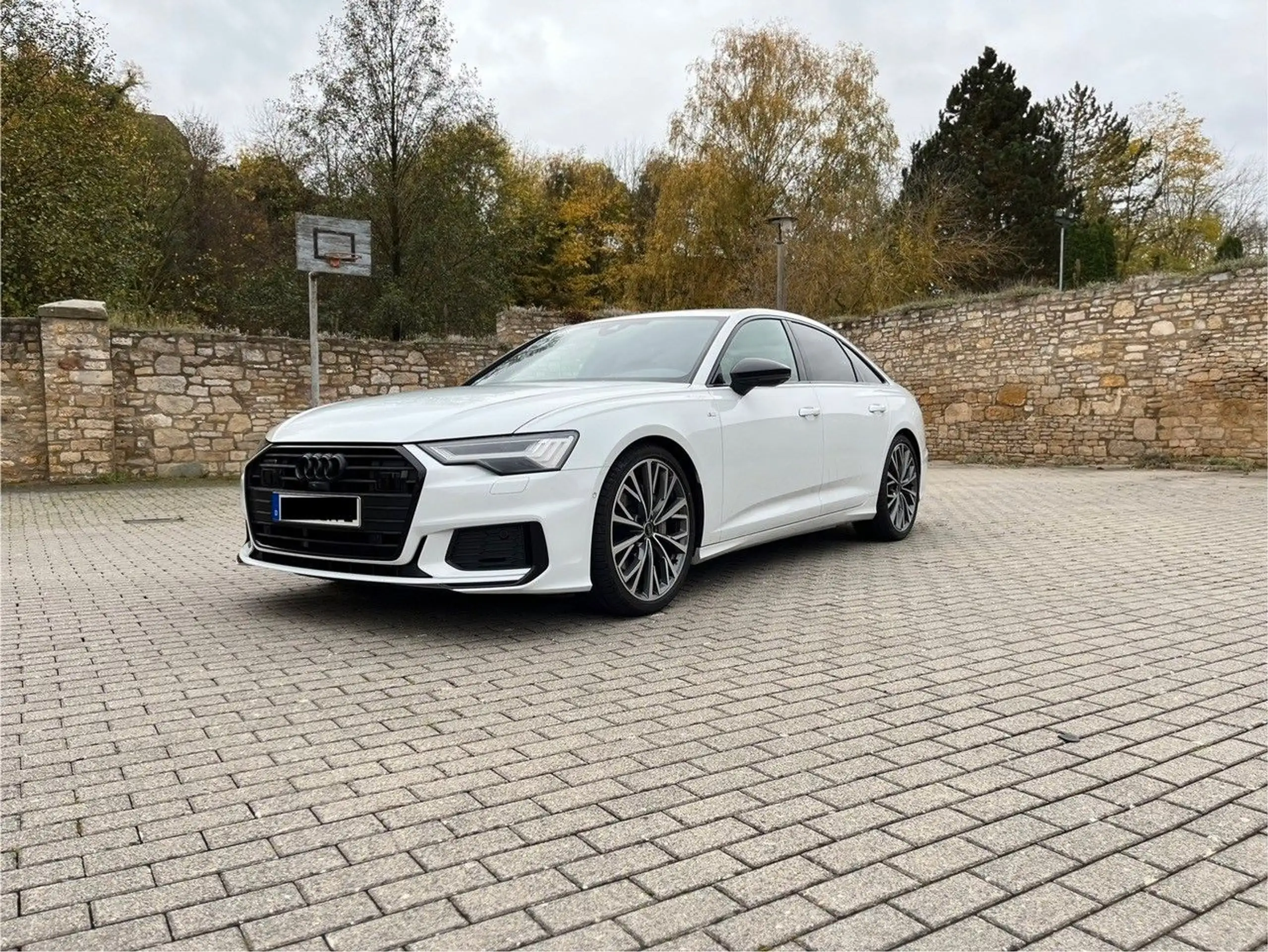 Audi - A6