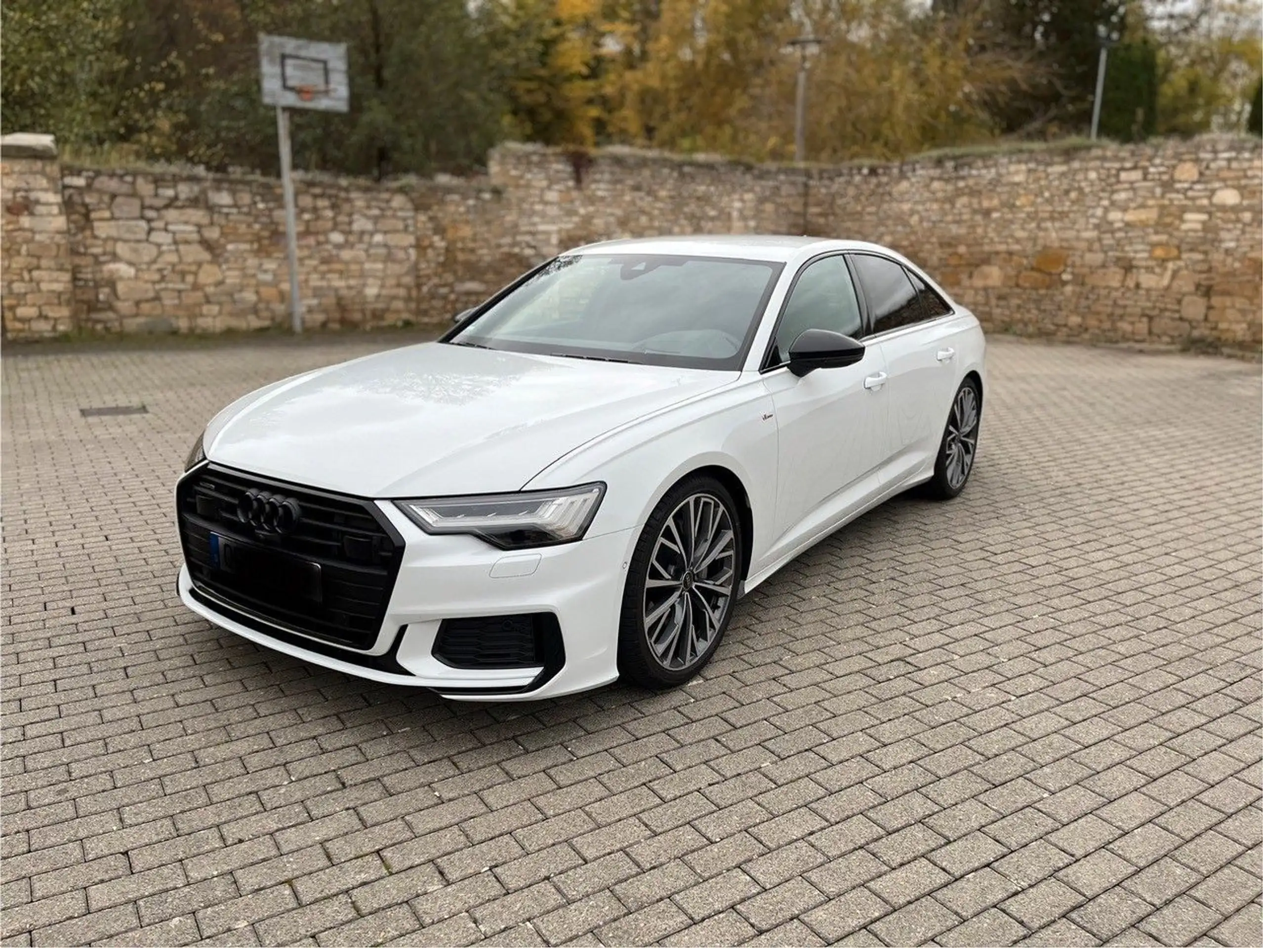 Audi - A6