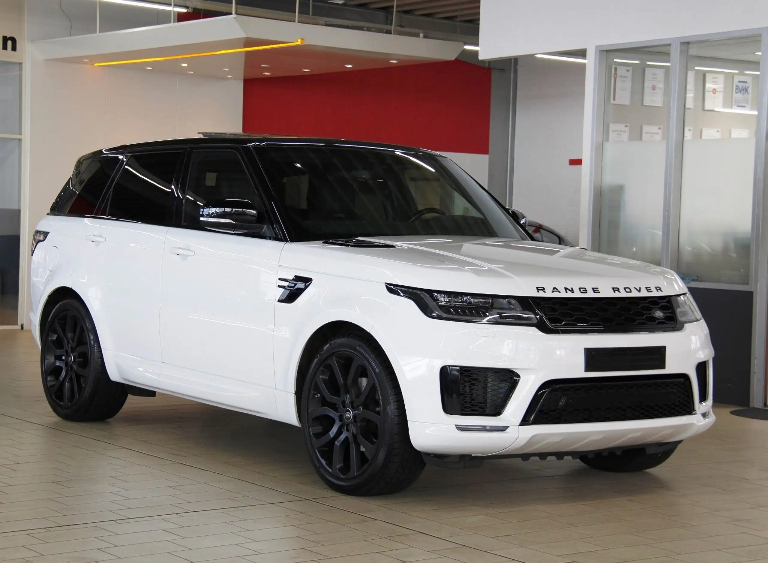 Land Rover - Range Rover Sport