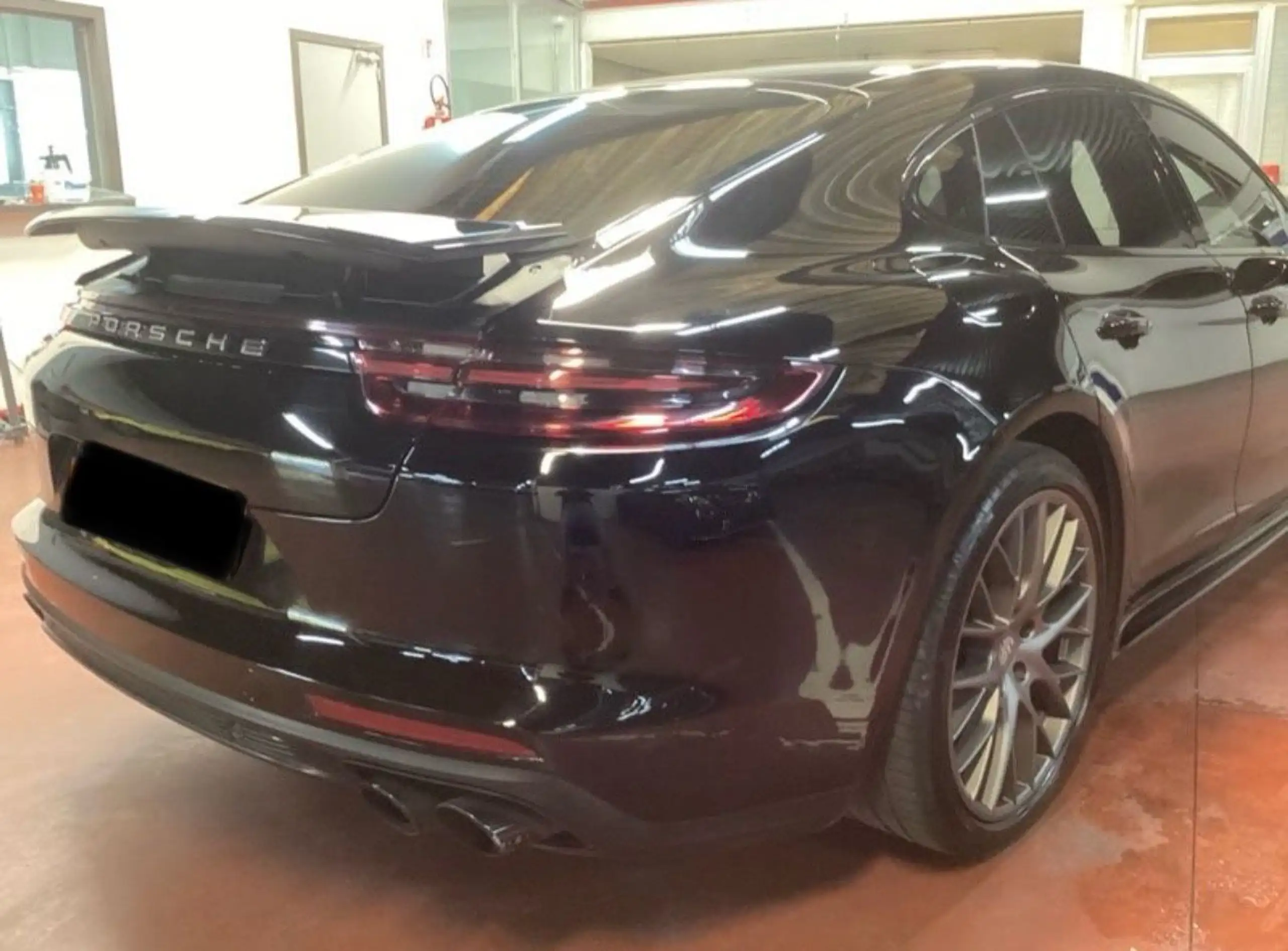 Porsche - Panamera